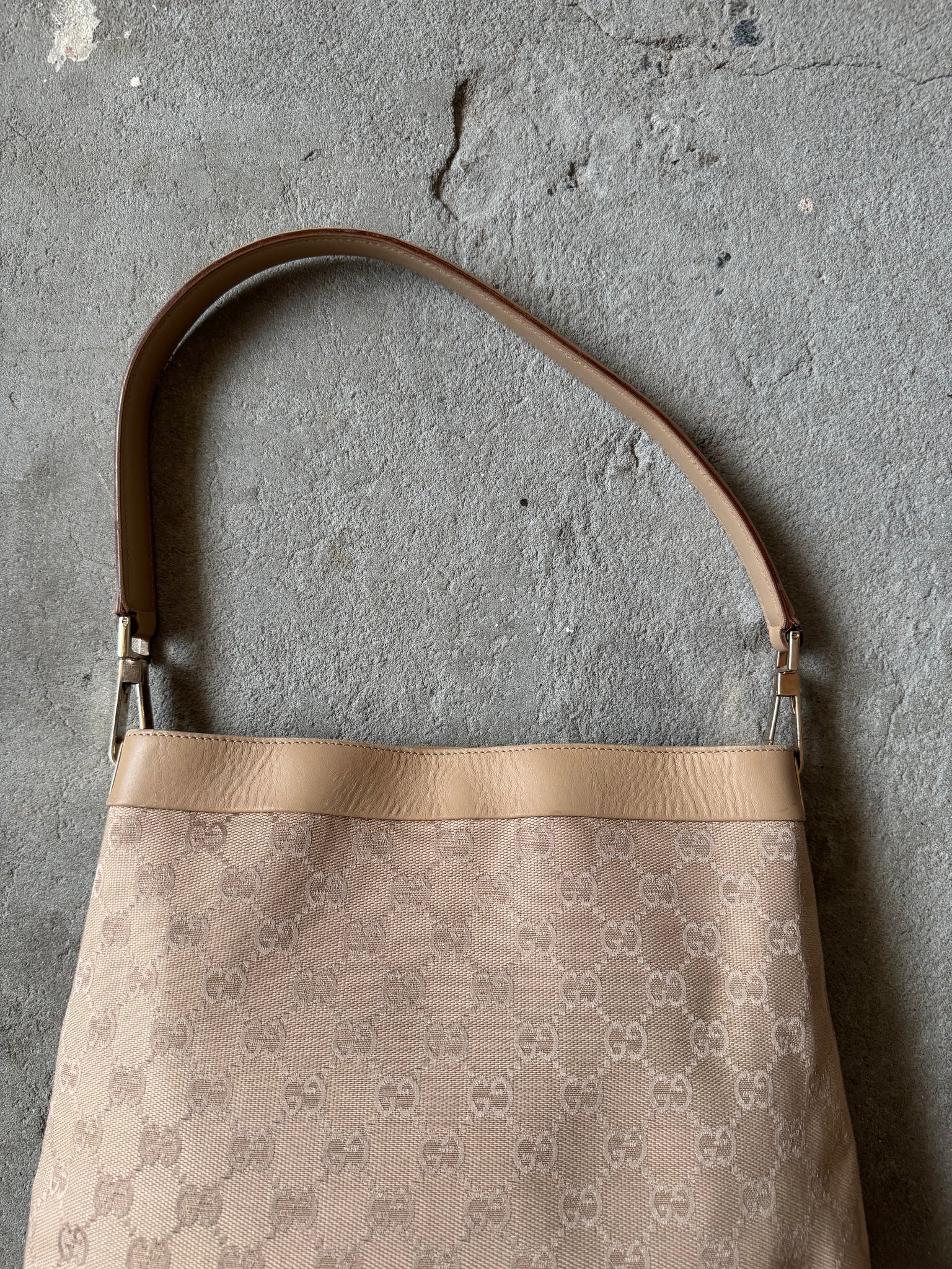 Gucci GG Monogram Bucket Shoulder Bag Cream