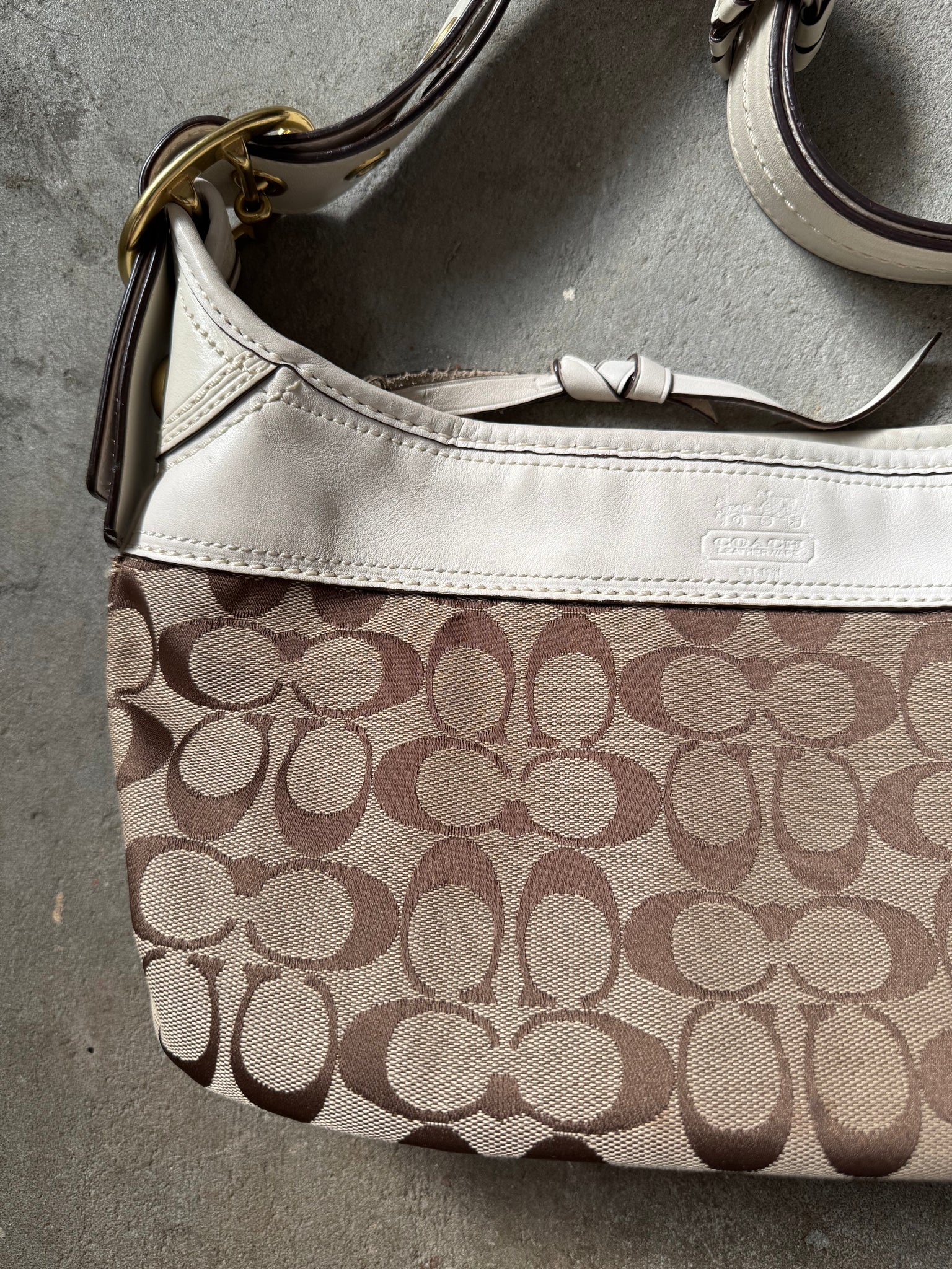 Coach 2Way Signature Shoulder Bag Beige/White