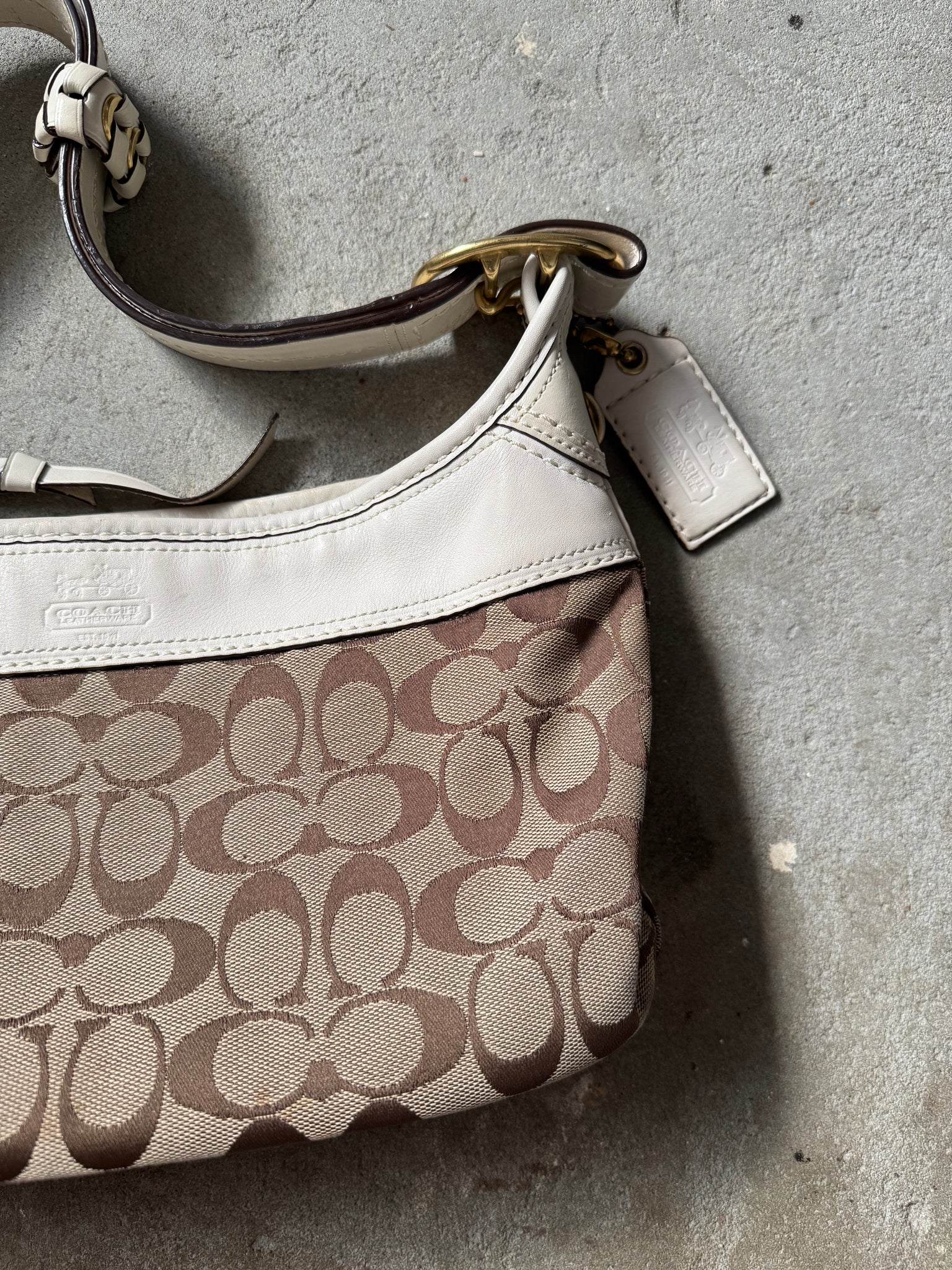 Coach 2Way Signature Shoulder Bag Beige/White