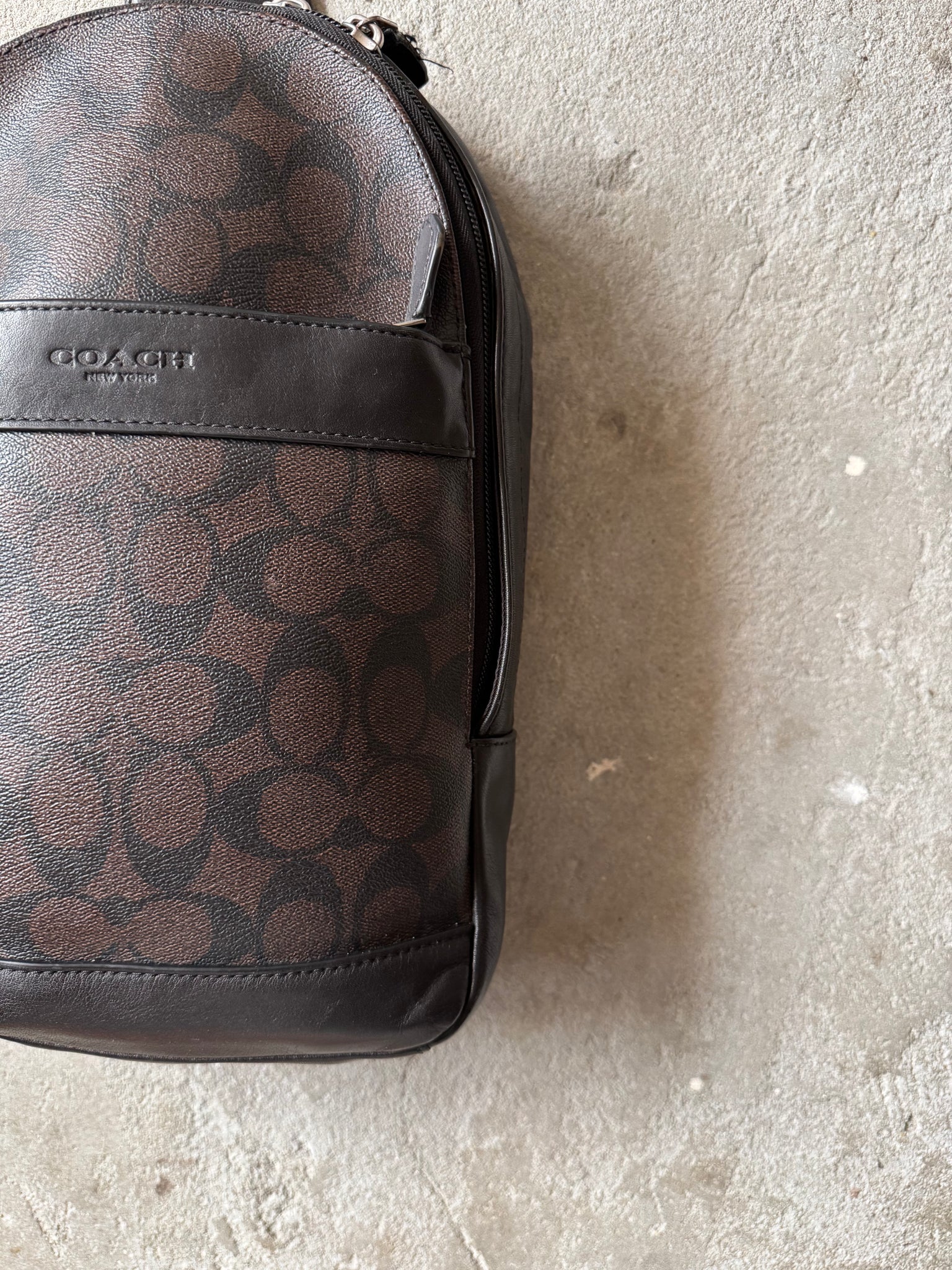 Coach Signature Charles Sling Bag Black/Brown