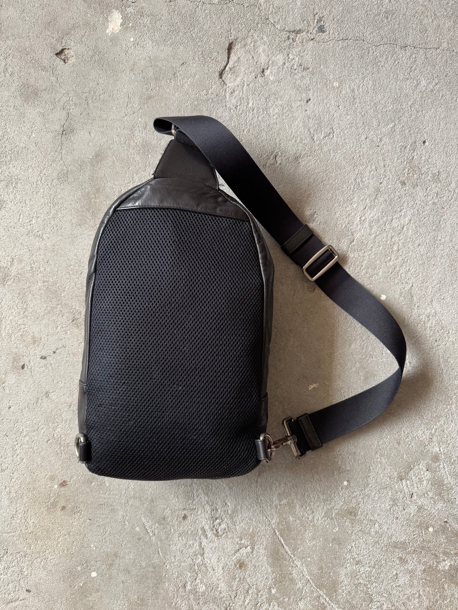 Coach Signature Charles Sling Bag Black/Brown