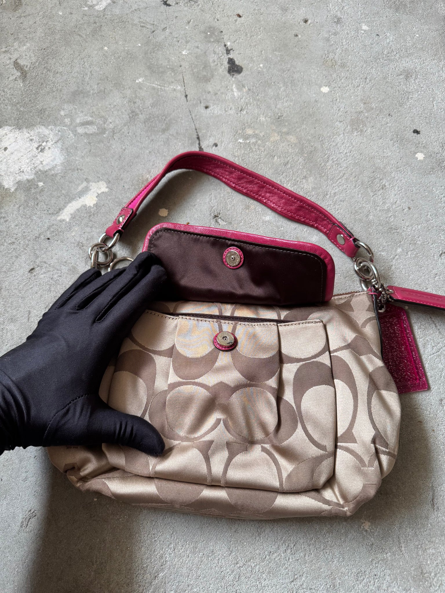 Coach 2Way Signature Shoulder Bag Beige/Pink