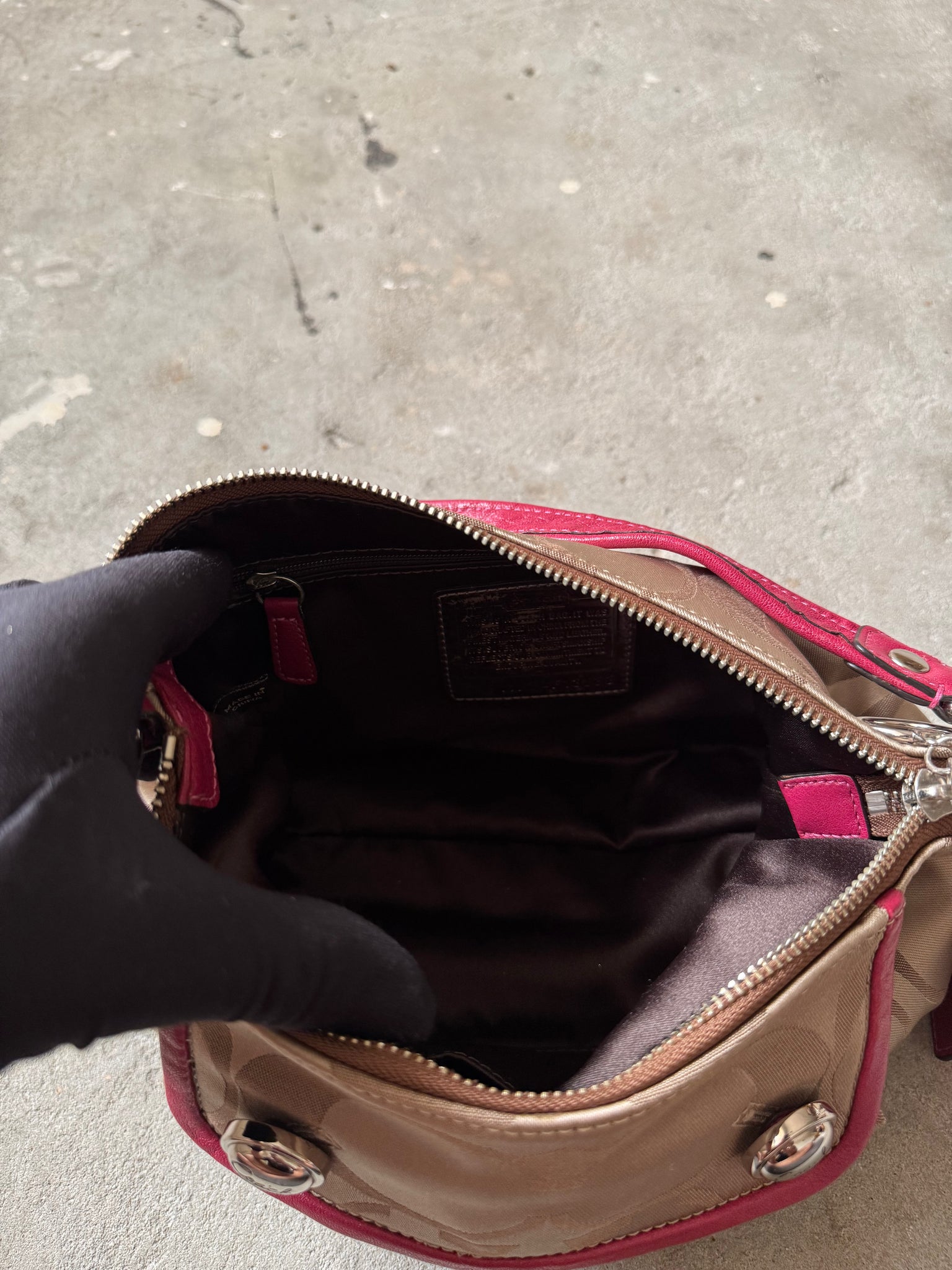 Coach 2Way Signature Shoulder Bag Beige/Pink