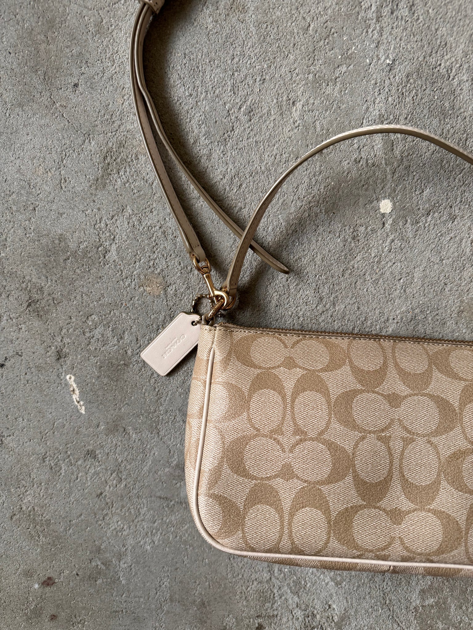 Coach 2Way Signature Nolita 19 Shoulder Bag Beige/White