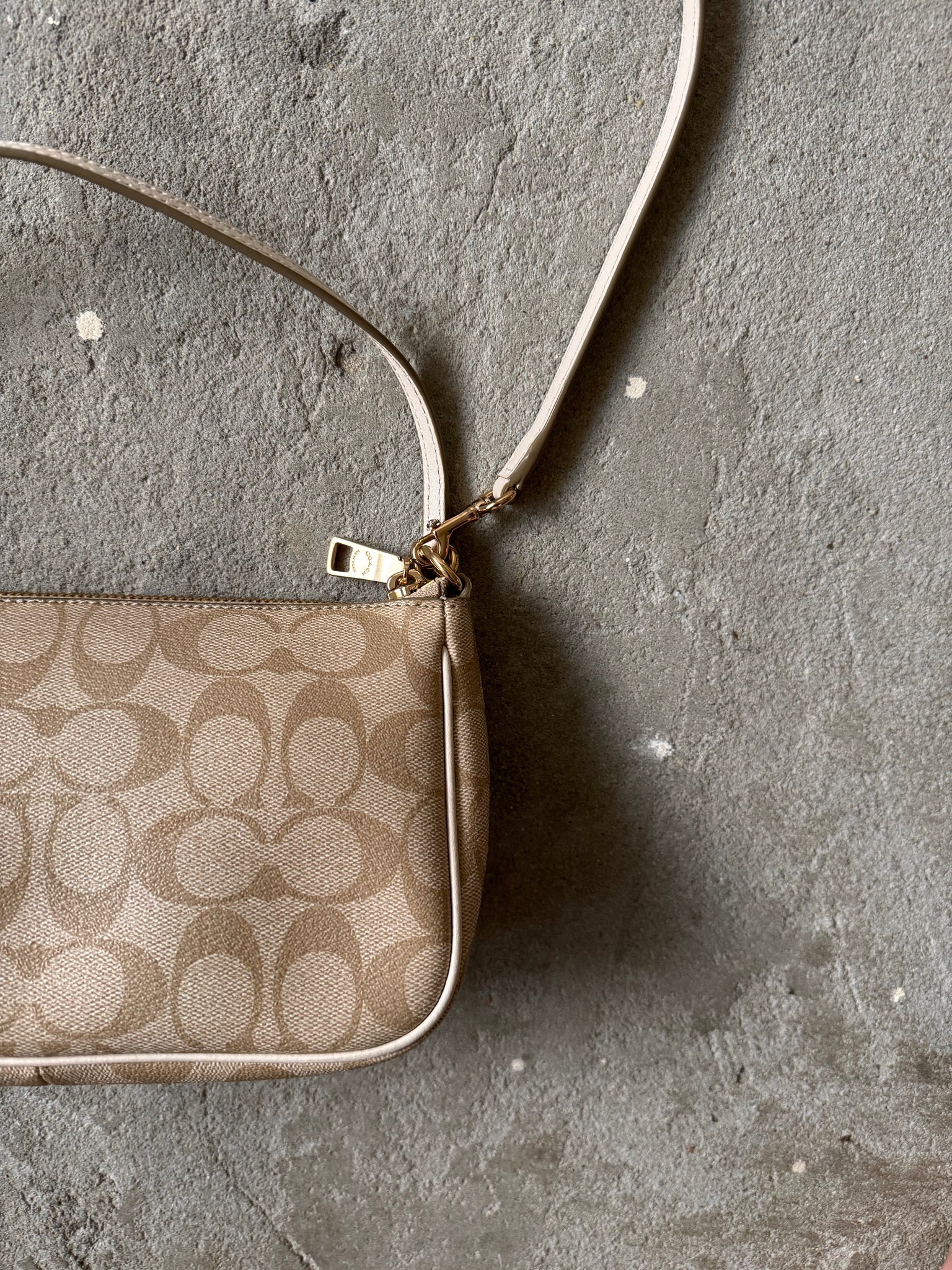 Coach 2Way Signature Nolita 19 Shoulder Bag Beige/White