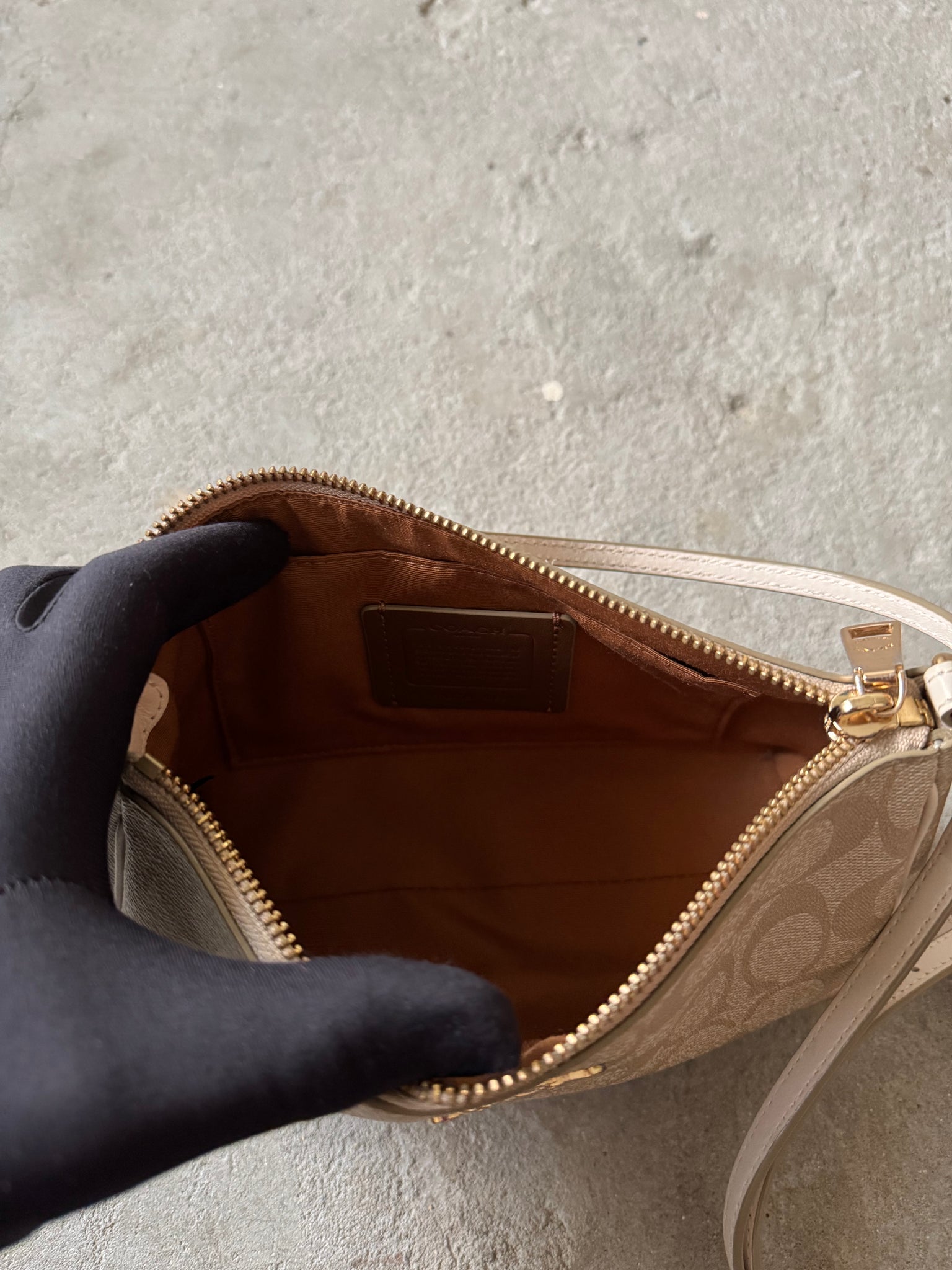Coach 2Way Signature Nolita 19 Shoulder Bag Beige/White