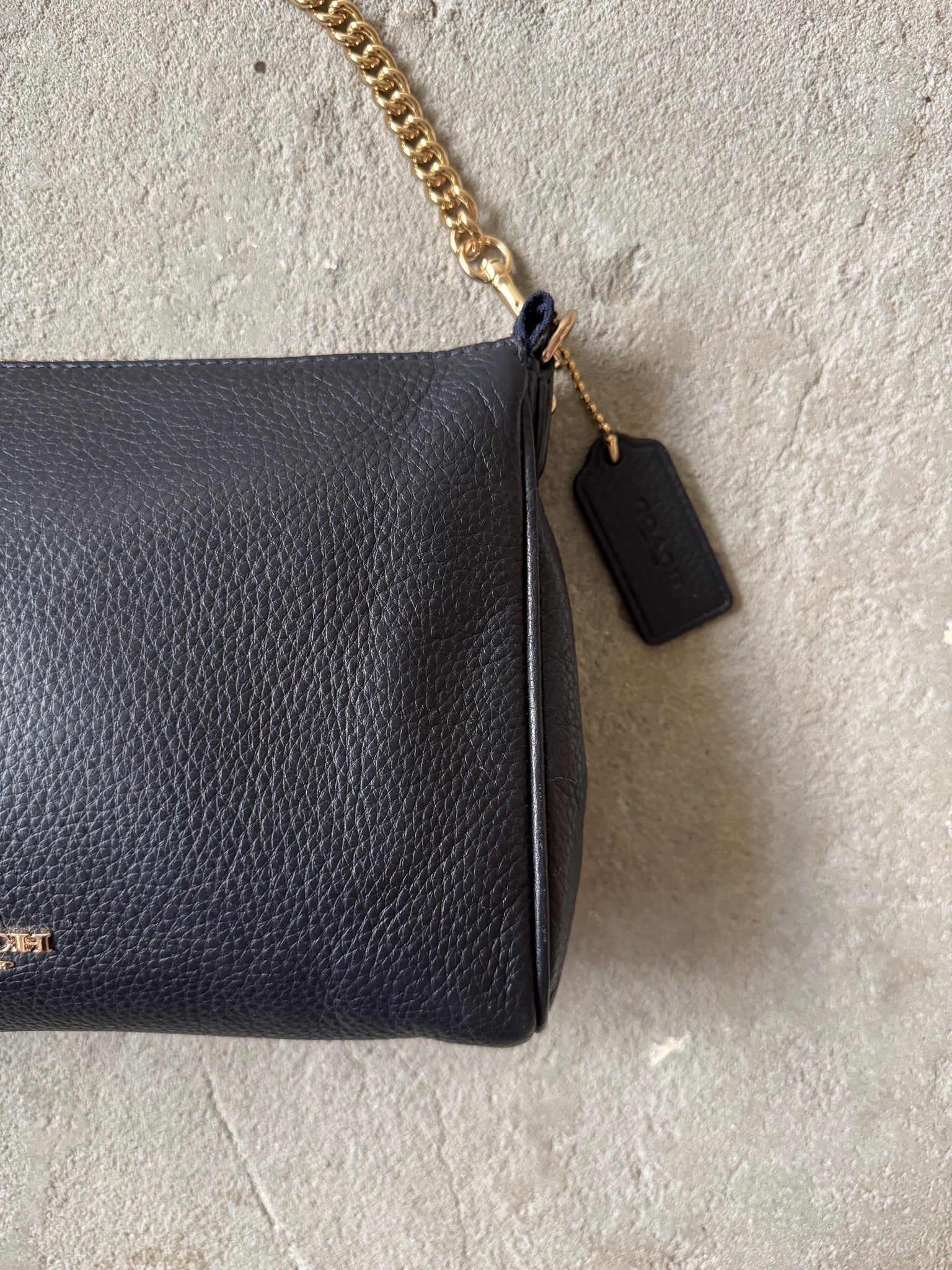 Coach Carrie Chain Shoulder Bag Black