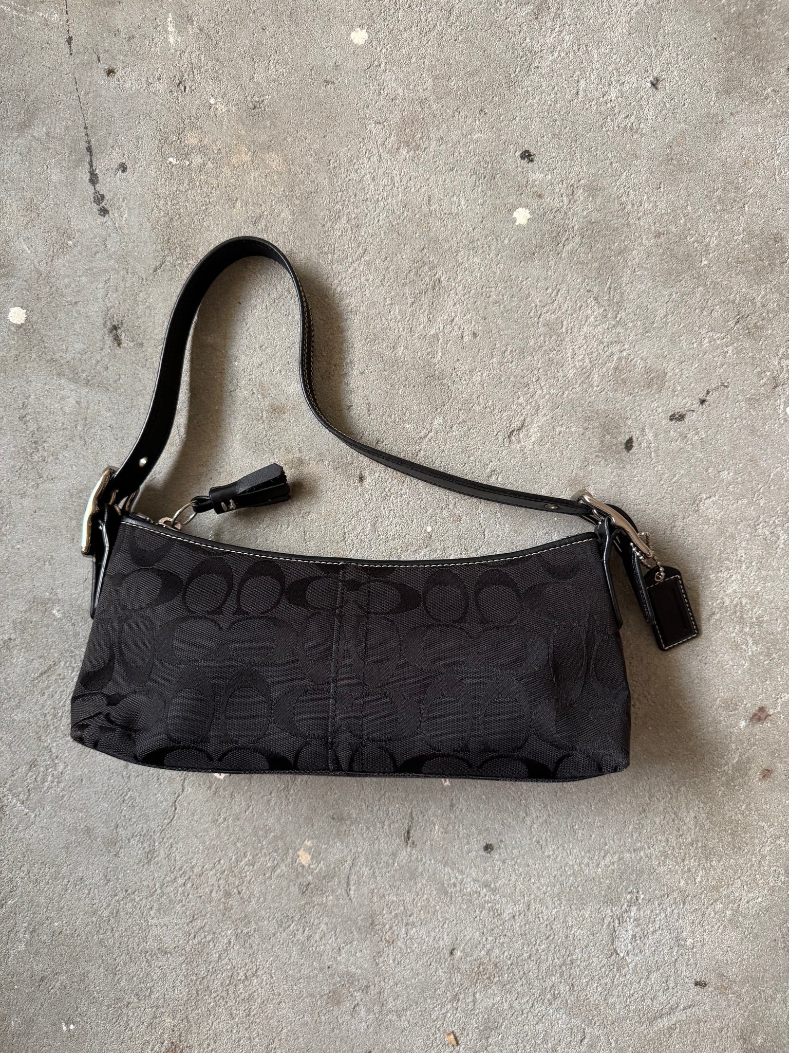 Coach Signature Hampton Baguette Shoulder Bag Black