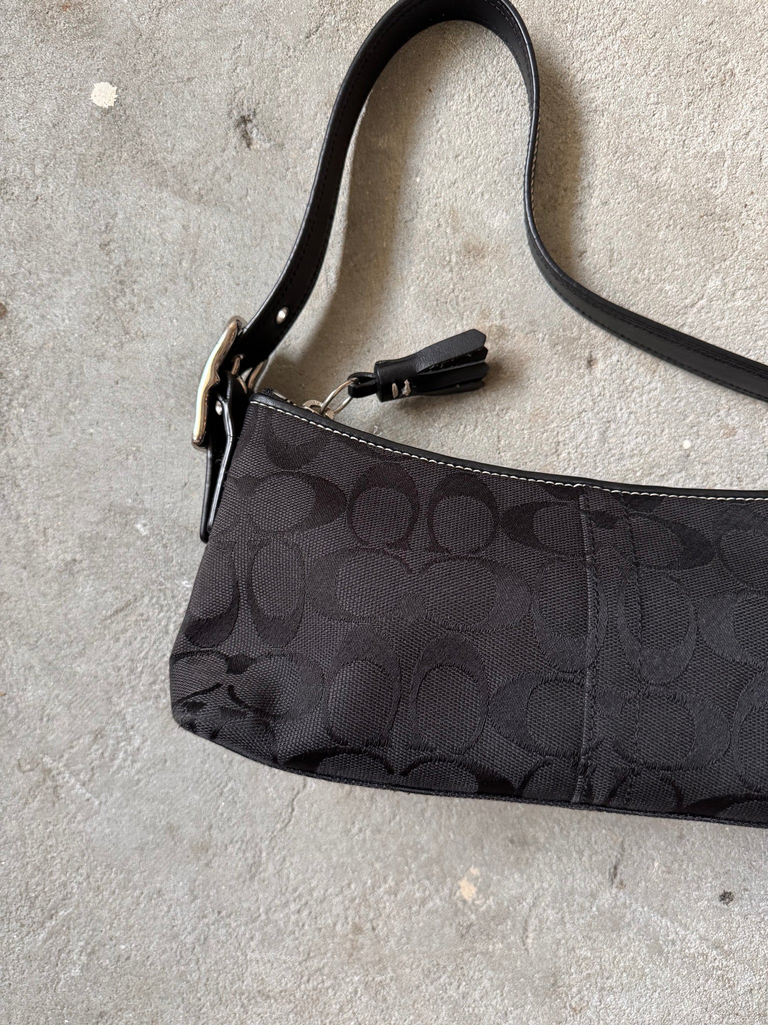 Coach Signature Hampton Baguette Shoulder Bag Black