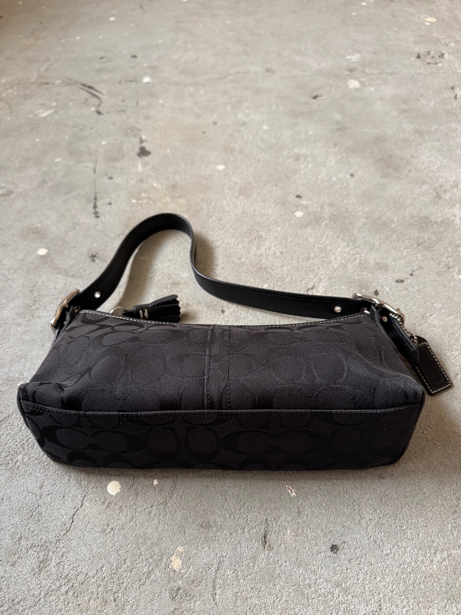 Coach Signature Hampton Baguette Shoulder Bag Black