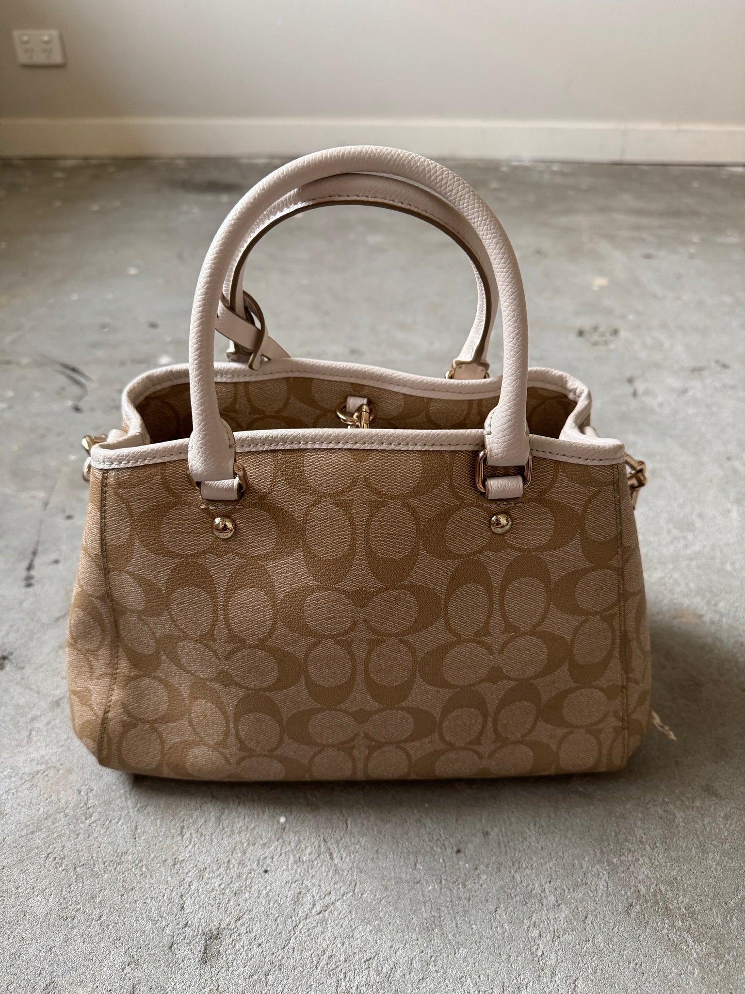Coach 2Way PVC Pristine HandBag Beige/White