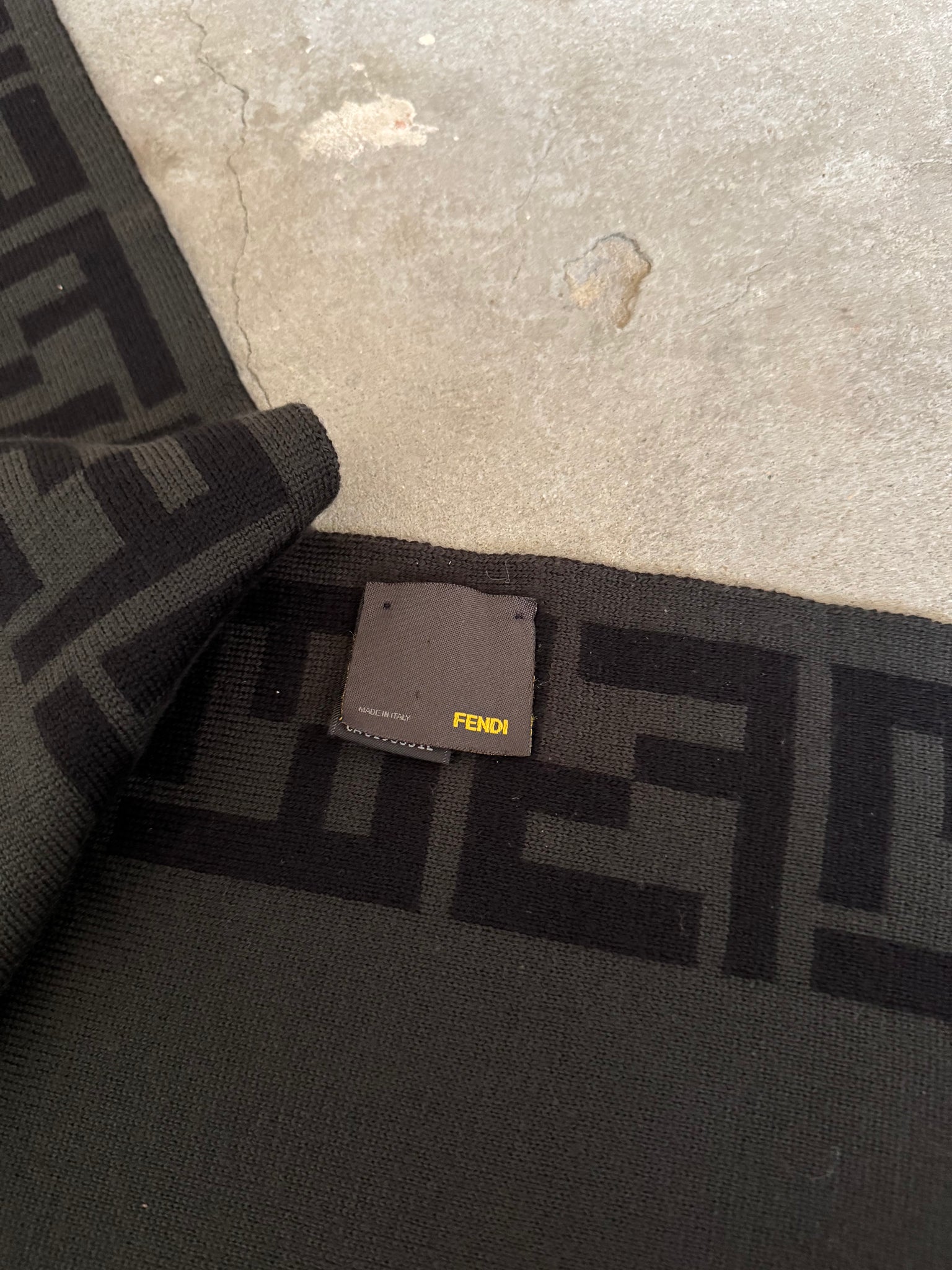 Fendi FF Logo Scarf Black/Grey