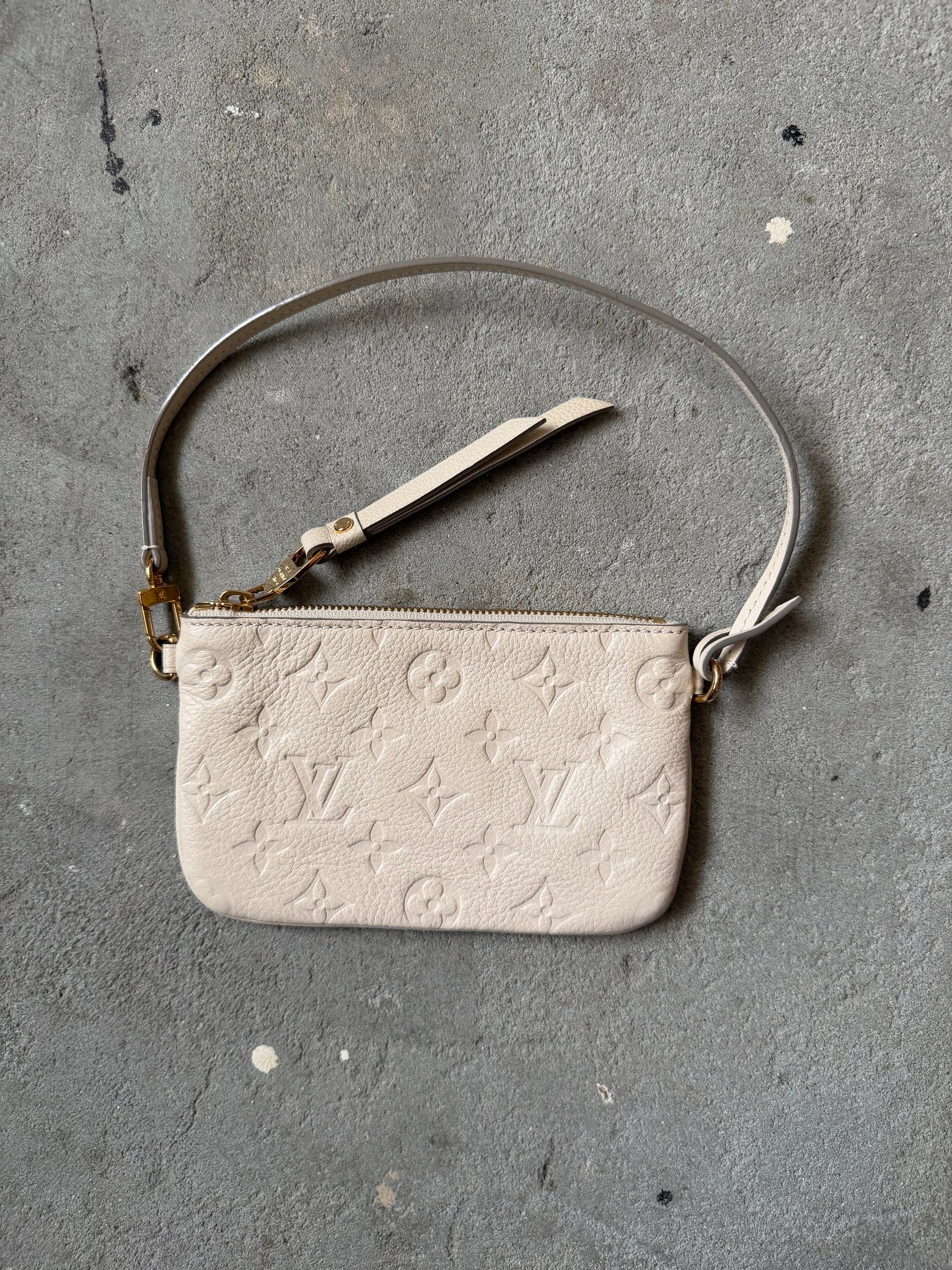 Louis Vuitton Monogram Empreinte Citadine Pochette Bag