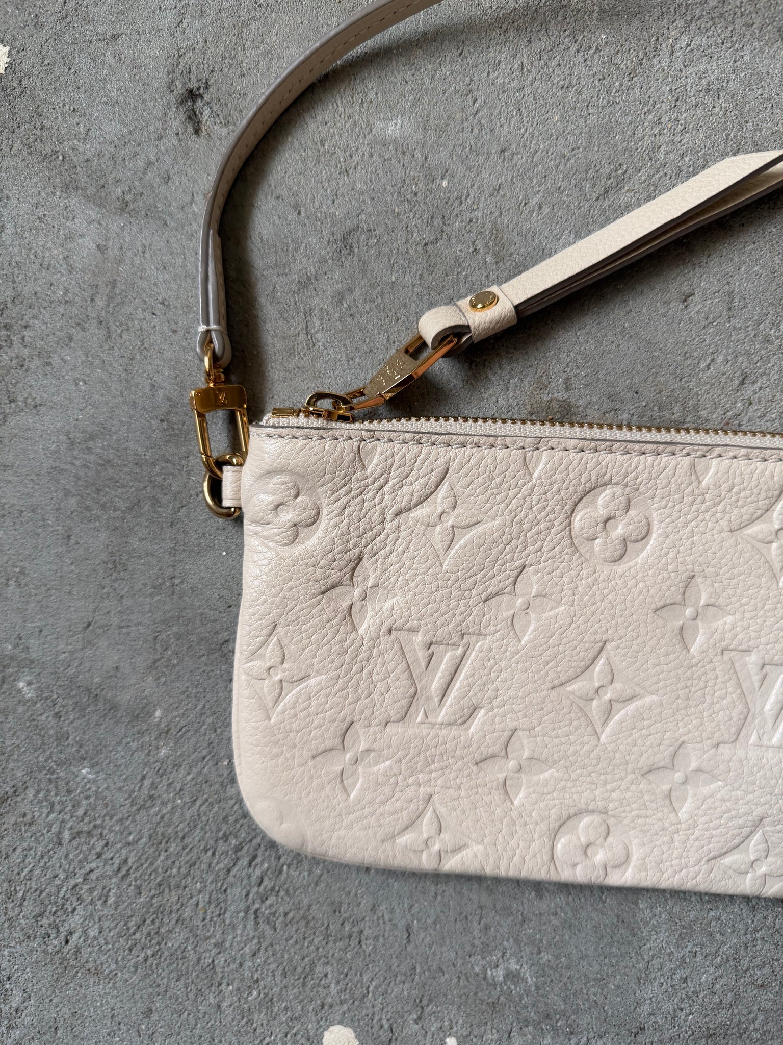 Louis Vuitton Monogram Empreinte Citadine Pochette Bag