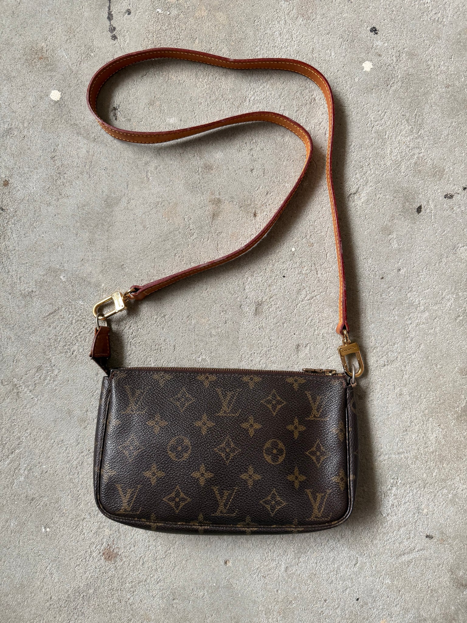 Louis Vuitton Monogram Pochette Bag