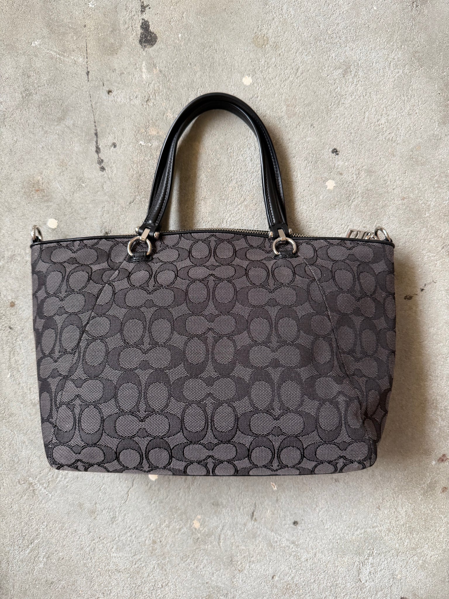 Coach Signature Shoulder Bag Black
