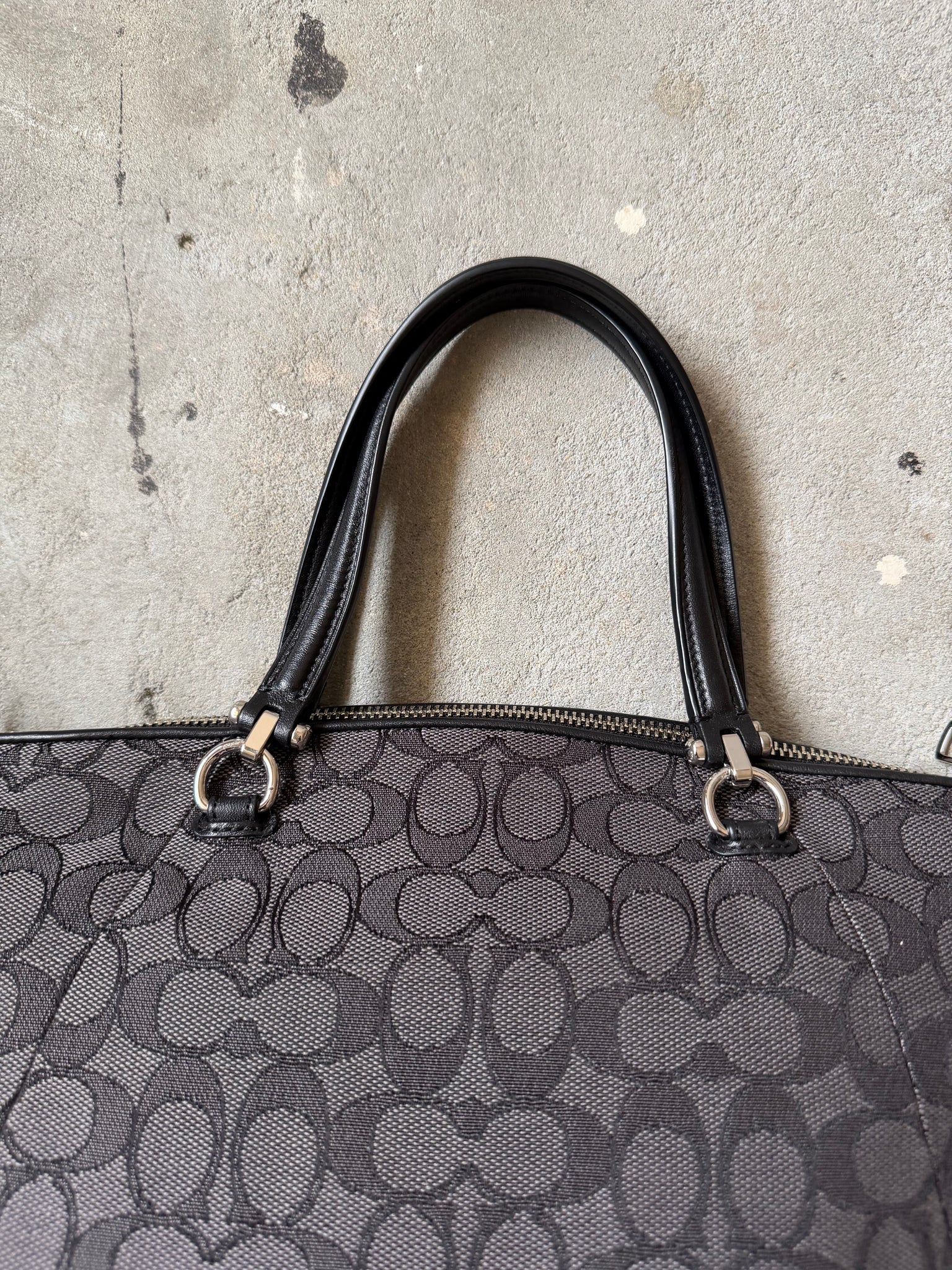 Coach Signature Shoulder Bag Black
