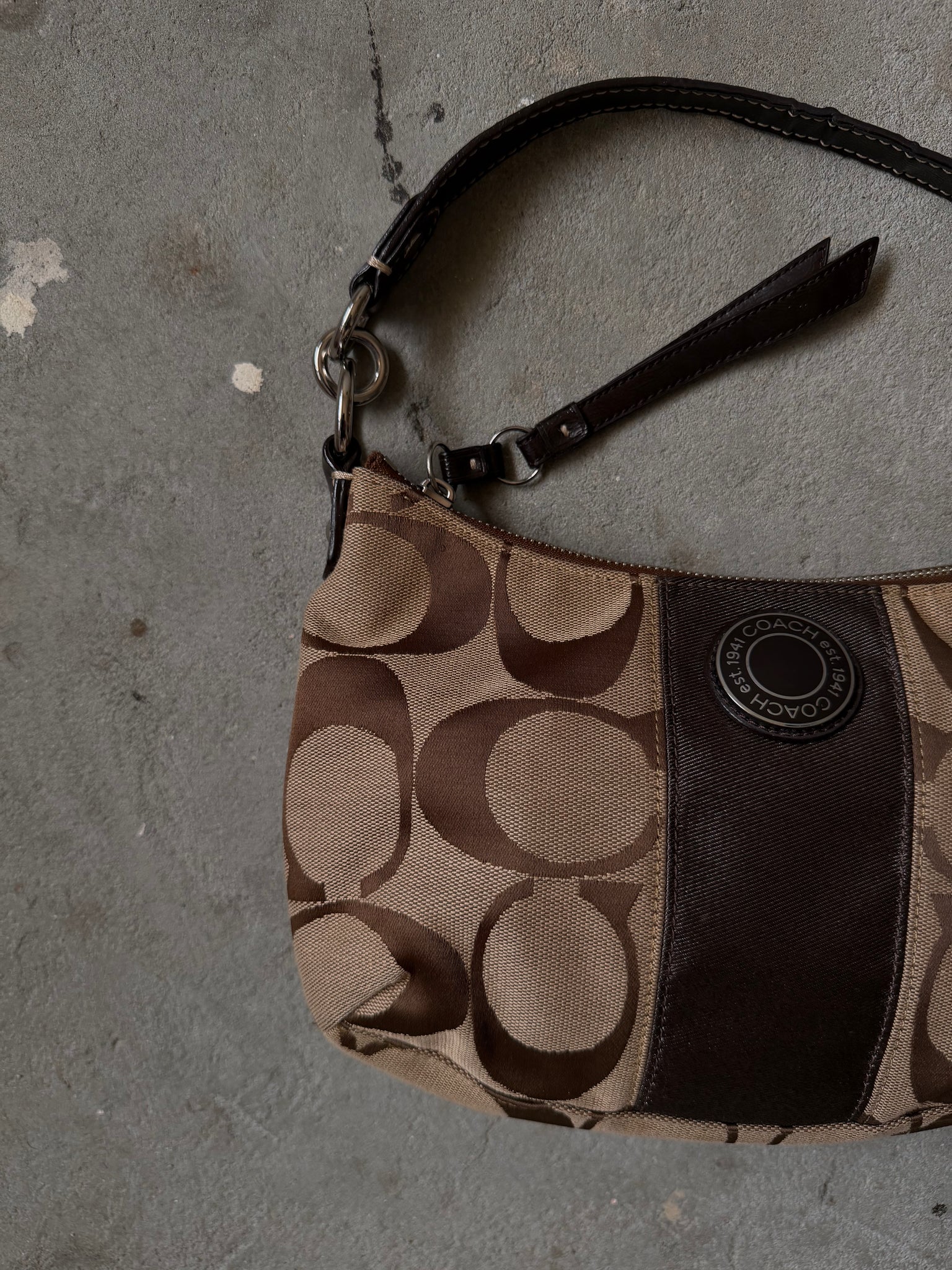 Coach Signature Stripe ShoulderBag Beige/Brown