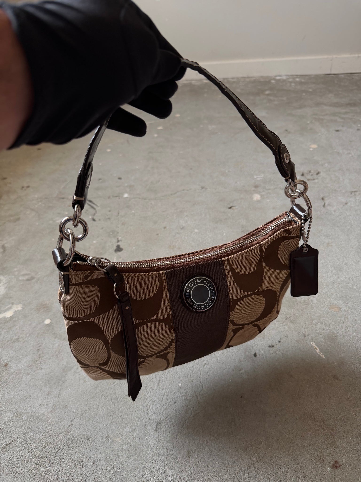 Coach Signature Stripe ShoulderBag Beige/Brown