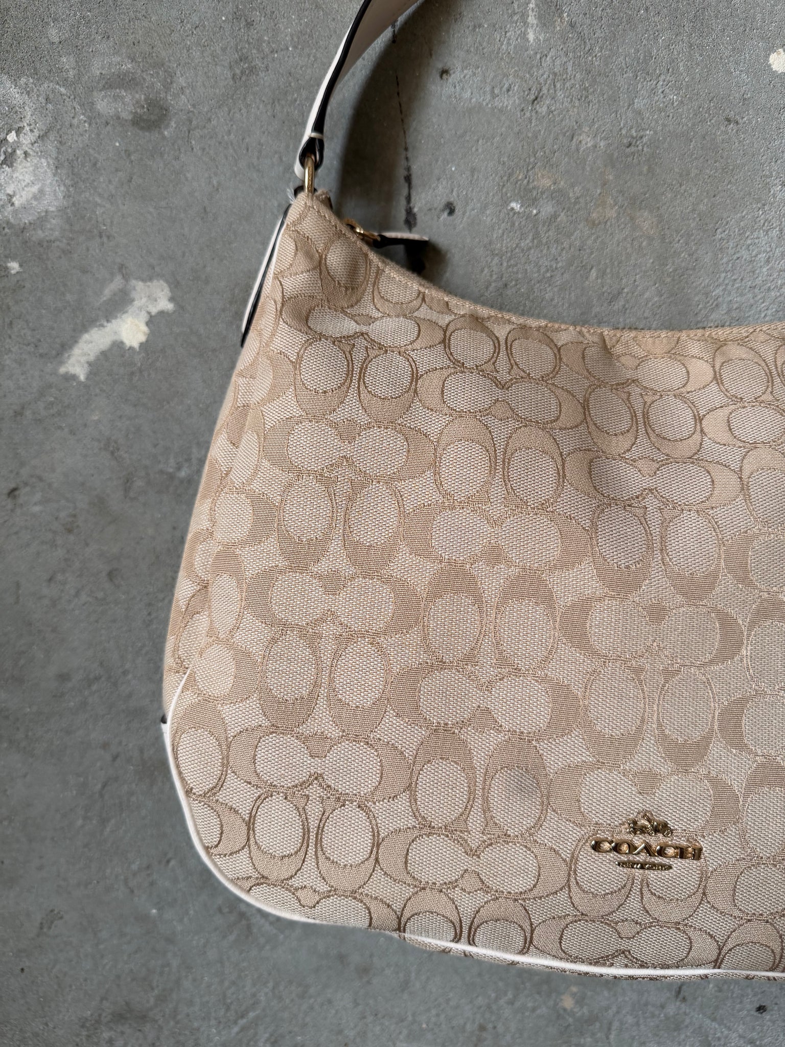 Coach Signature Hobo Canvas Shoulder Bag Beige/White