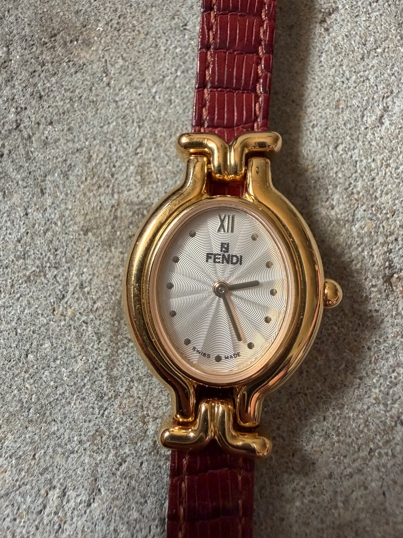 Fendi 640L Chameleon Interchangeable Strap Watch