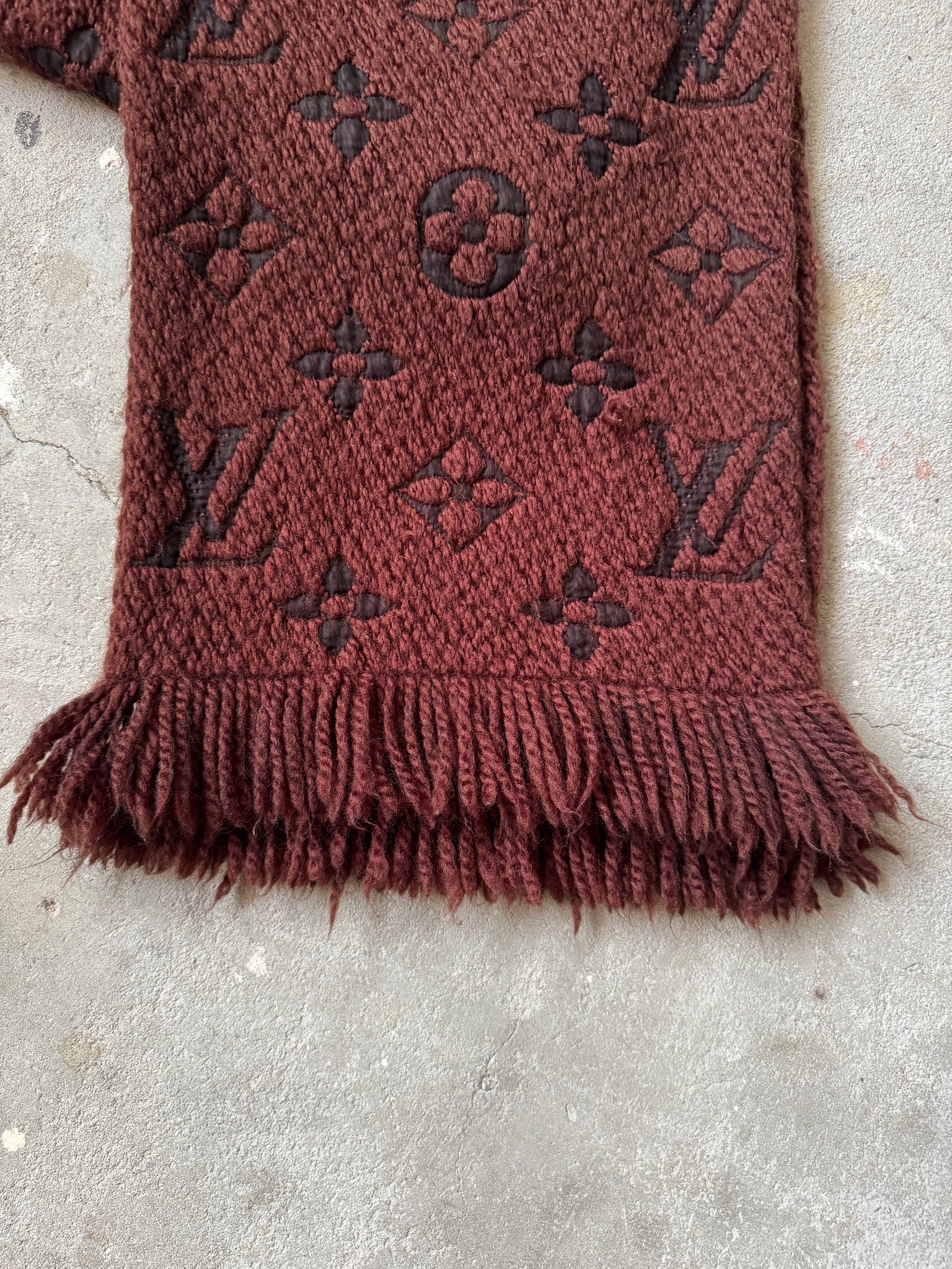Louis Vuitton Monogram Echarpe Wool Scarf Burgundy
