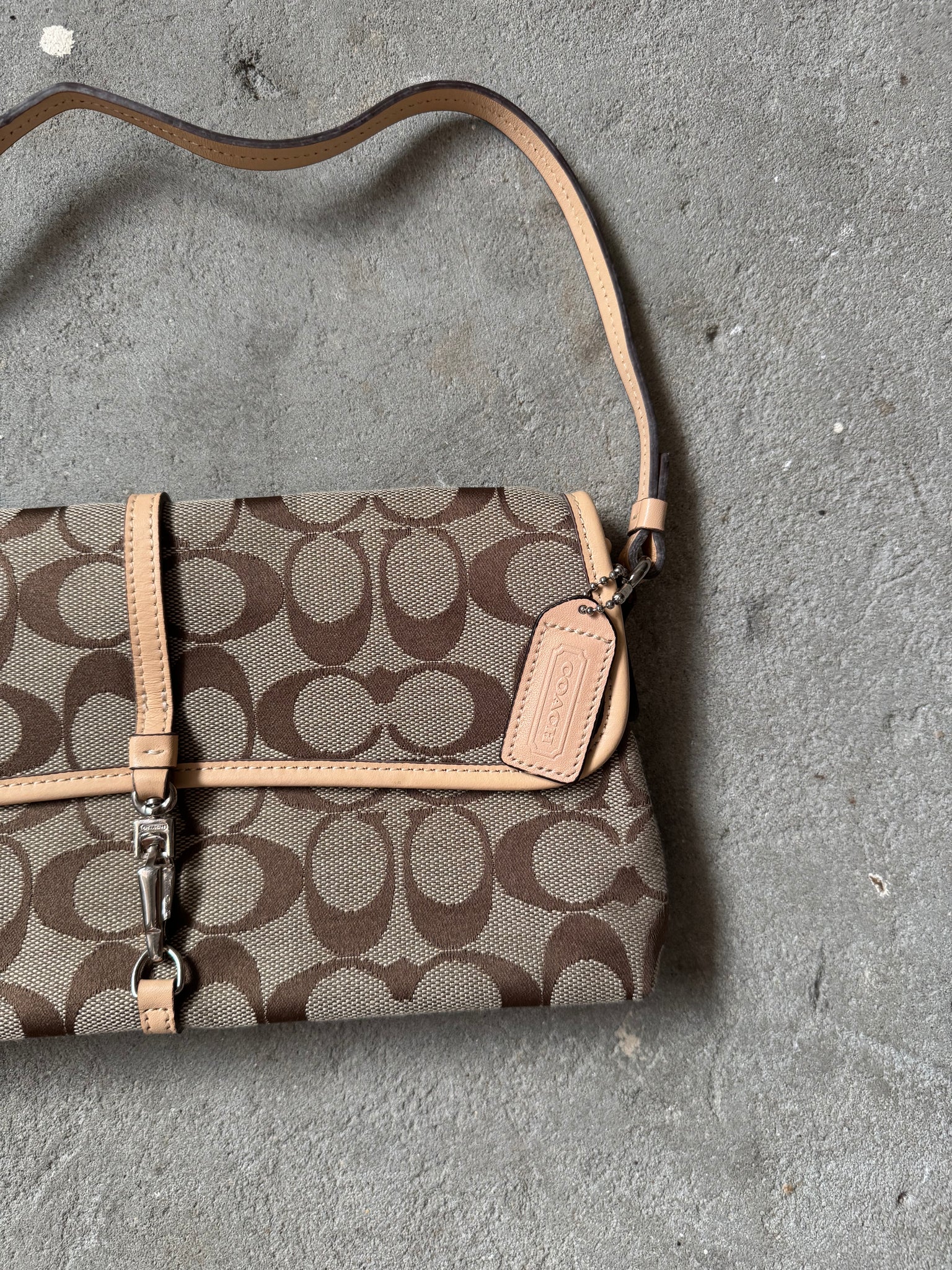 Coach Signature Demi Clip Baguette Beige Shoulder Bag