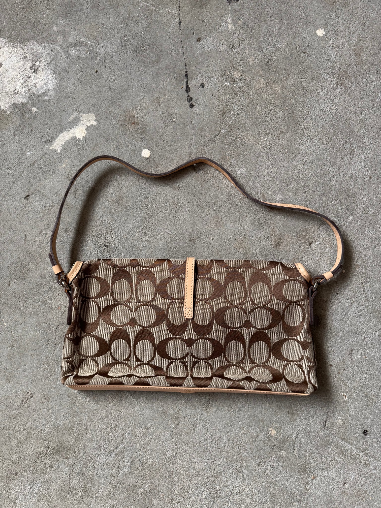Coach Signature Demi Clip Baguette Beige Shoulder Bag
