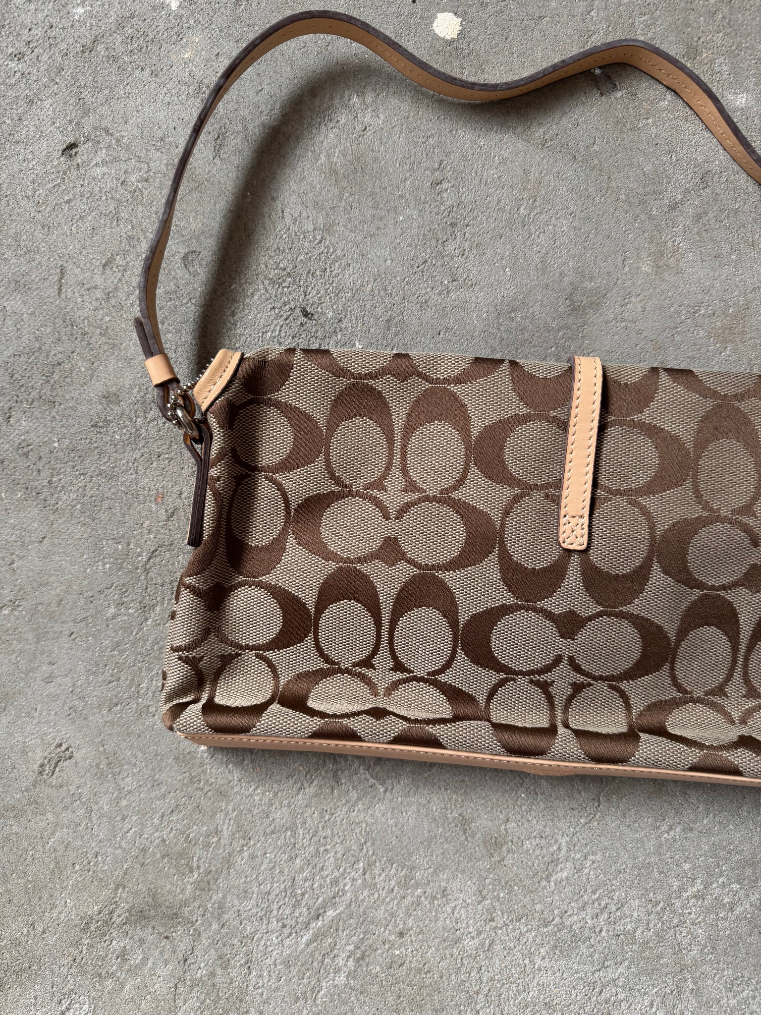 Coach Signature Demi Clip Baguette Beige Shoulder Bag