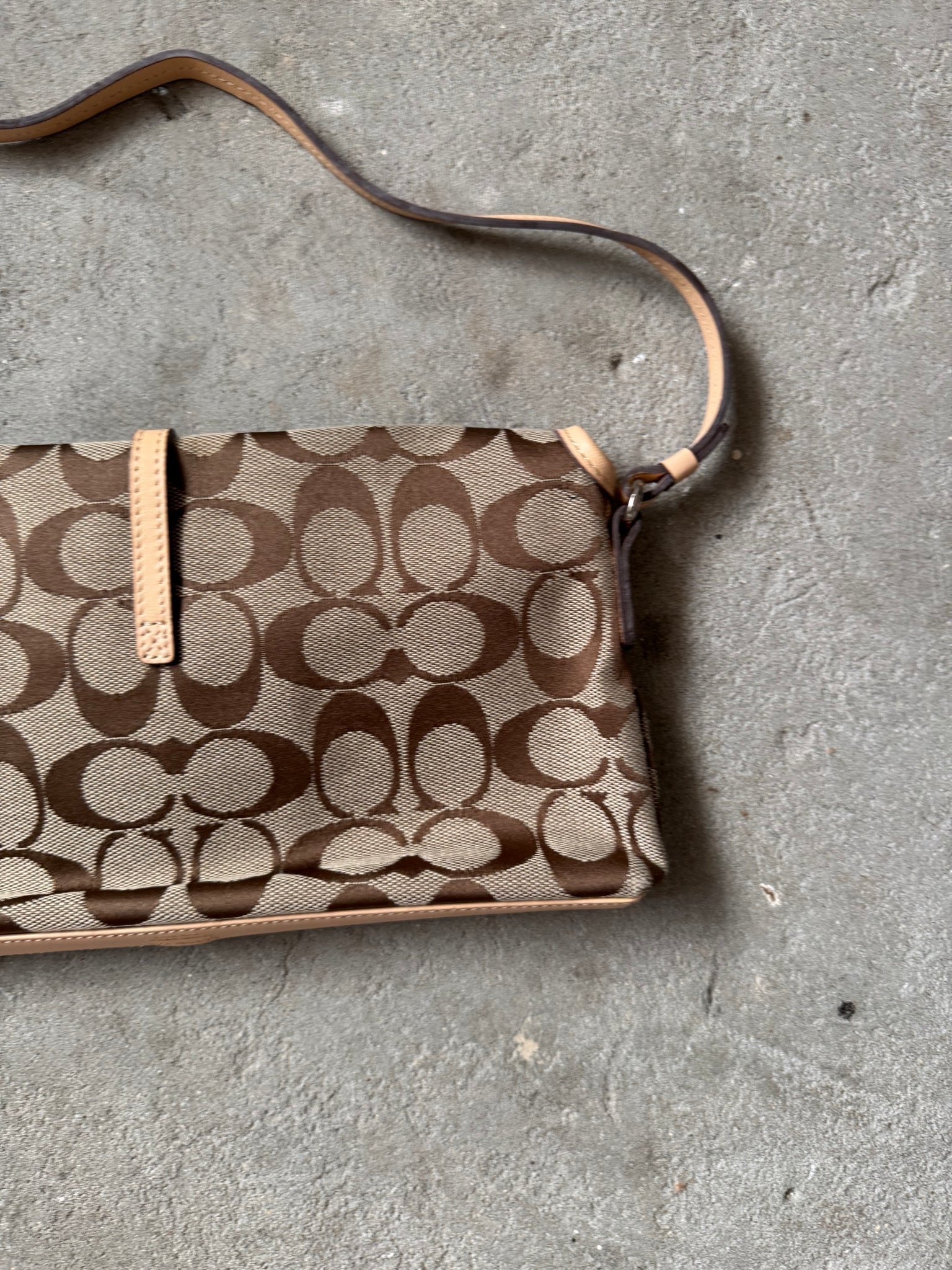 Coach Signature Demi Clip Baguette Beige Shoulder Bag