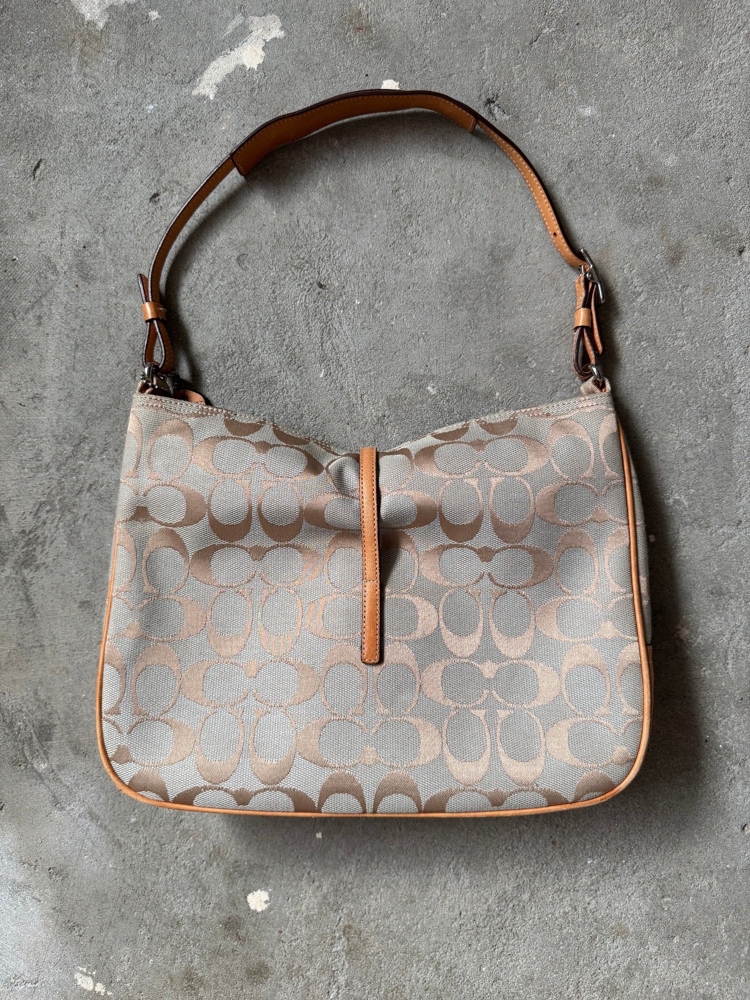 Coach Hobo Signature Clip Canvas Shoulder Bag Grey