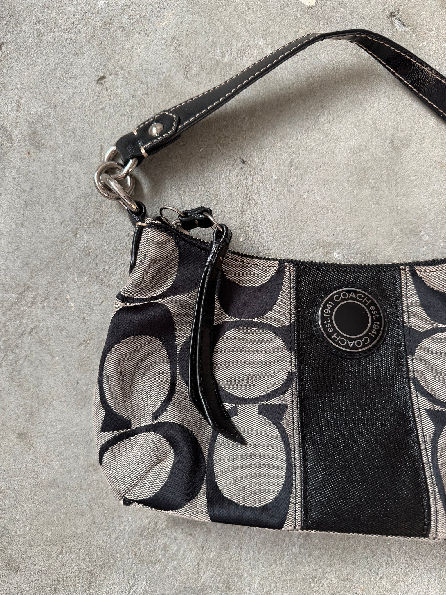 Coach 2Way Signature Strip Shoulder Bag Grey/Black