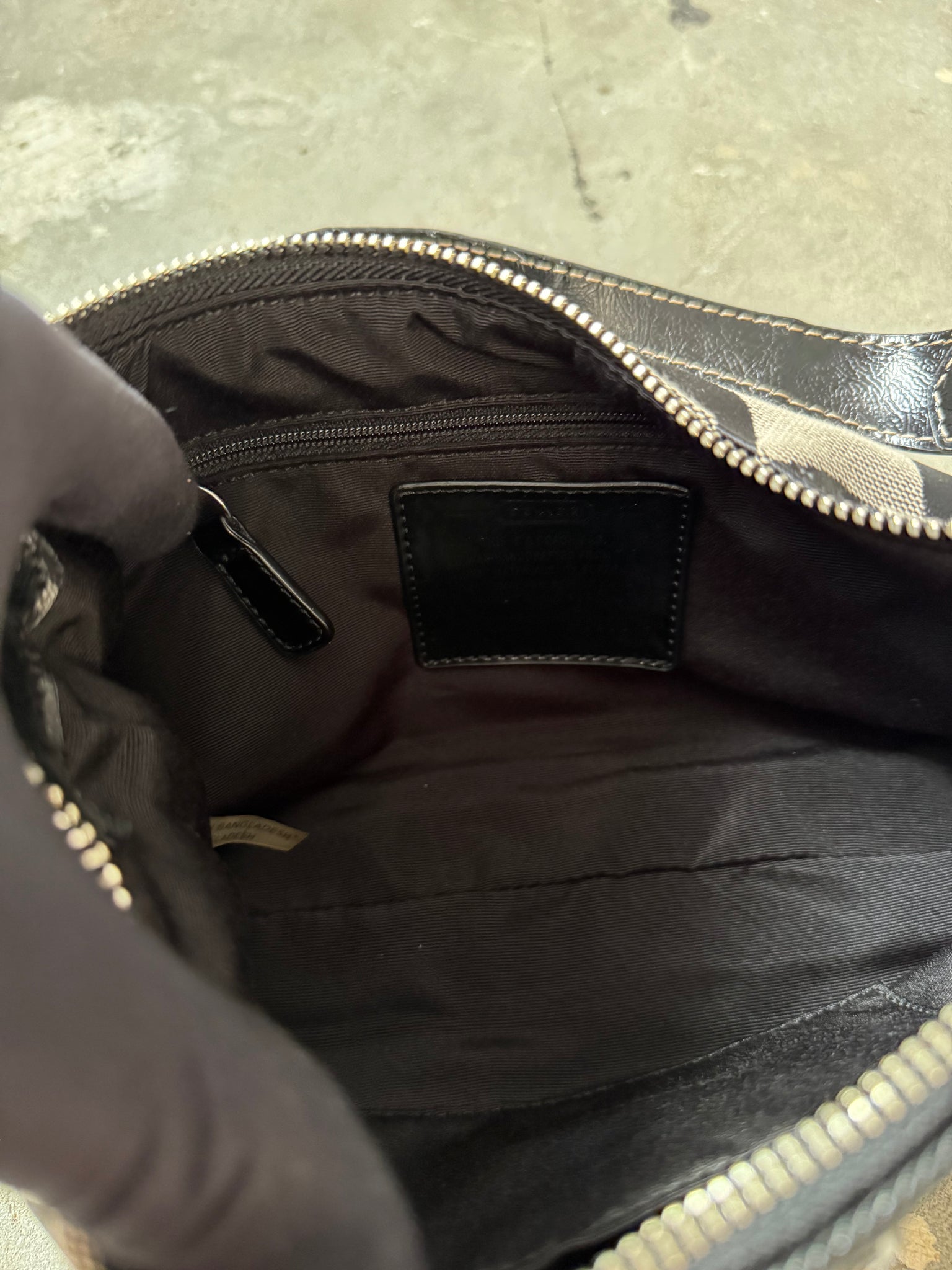 Coach 2Way Signature Strip Shoulder Bag Grey/Black