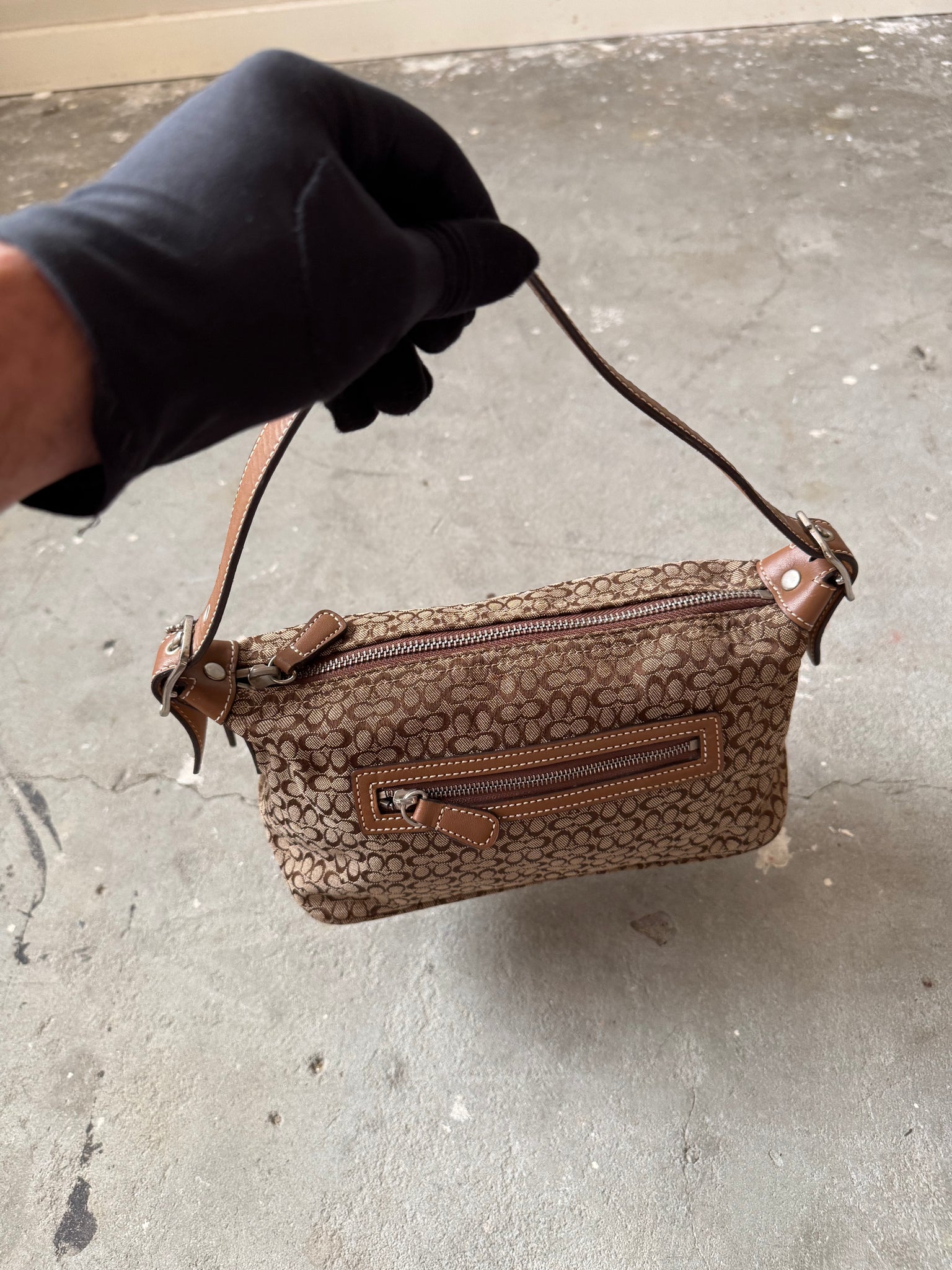 Coach Signature Shoulder Bag Beige/Brown
