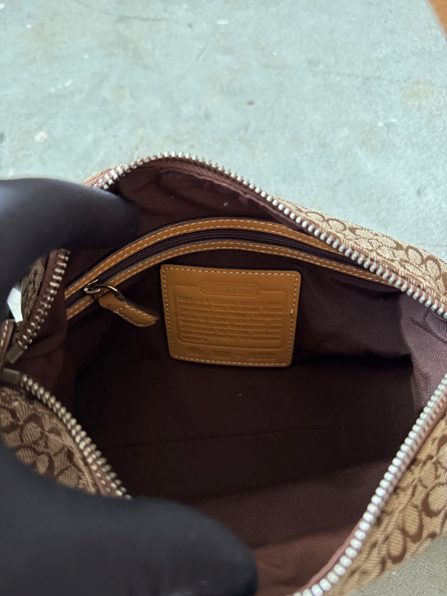 Coach Signature Shoulder Bag Beige/Brown