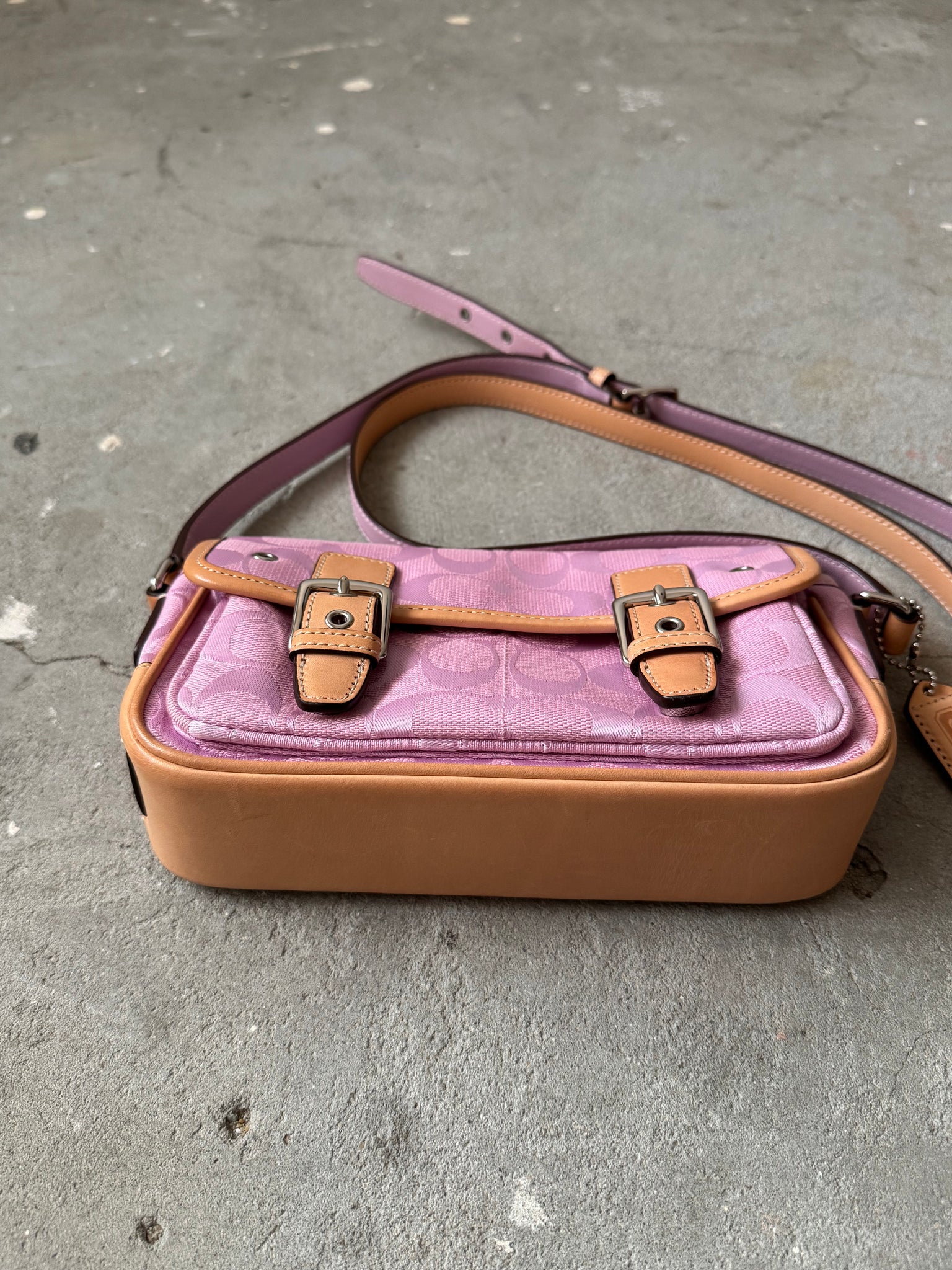 Coach Signature Crossbody Bag Pink/Beige