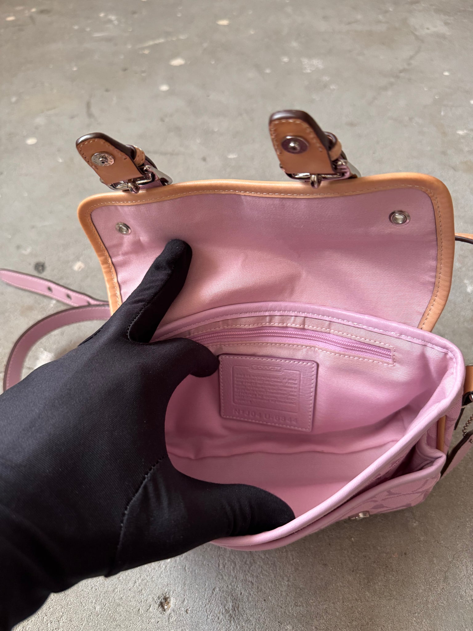 Coach Signature Crossbody Bag Pink/Beige