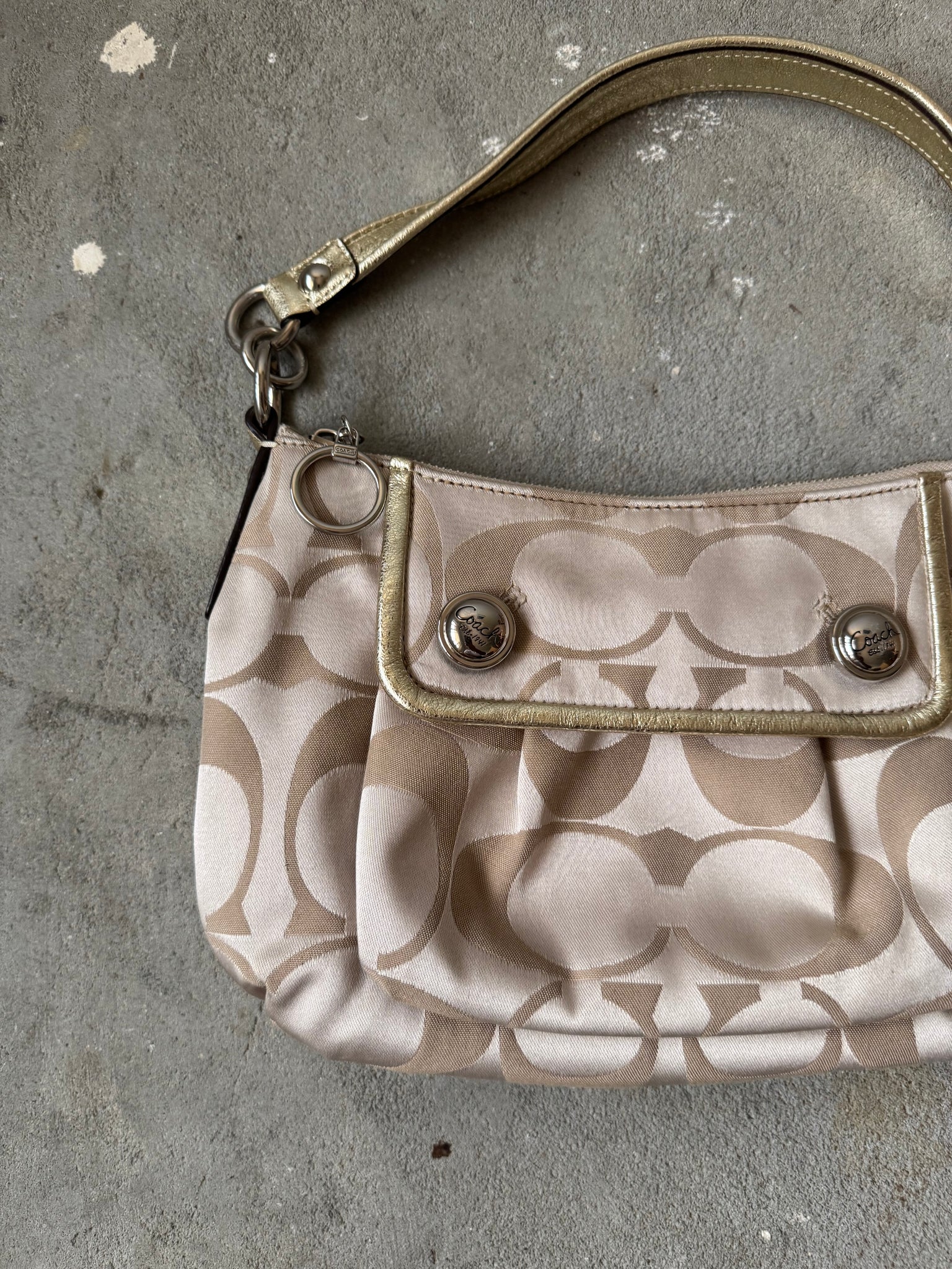 Coach 2Way Signature Shoulder Bag Cream/Gold