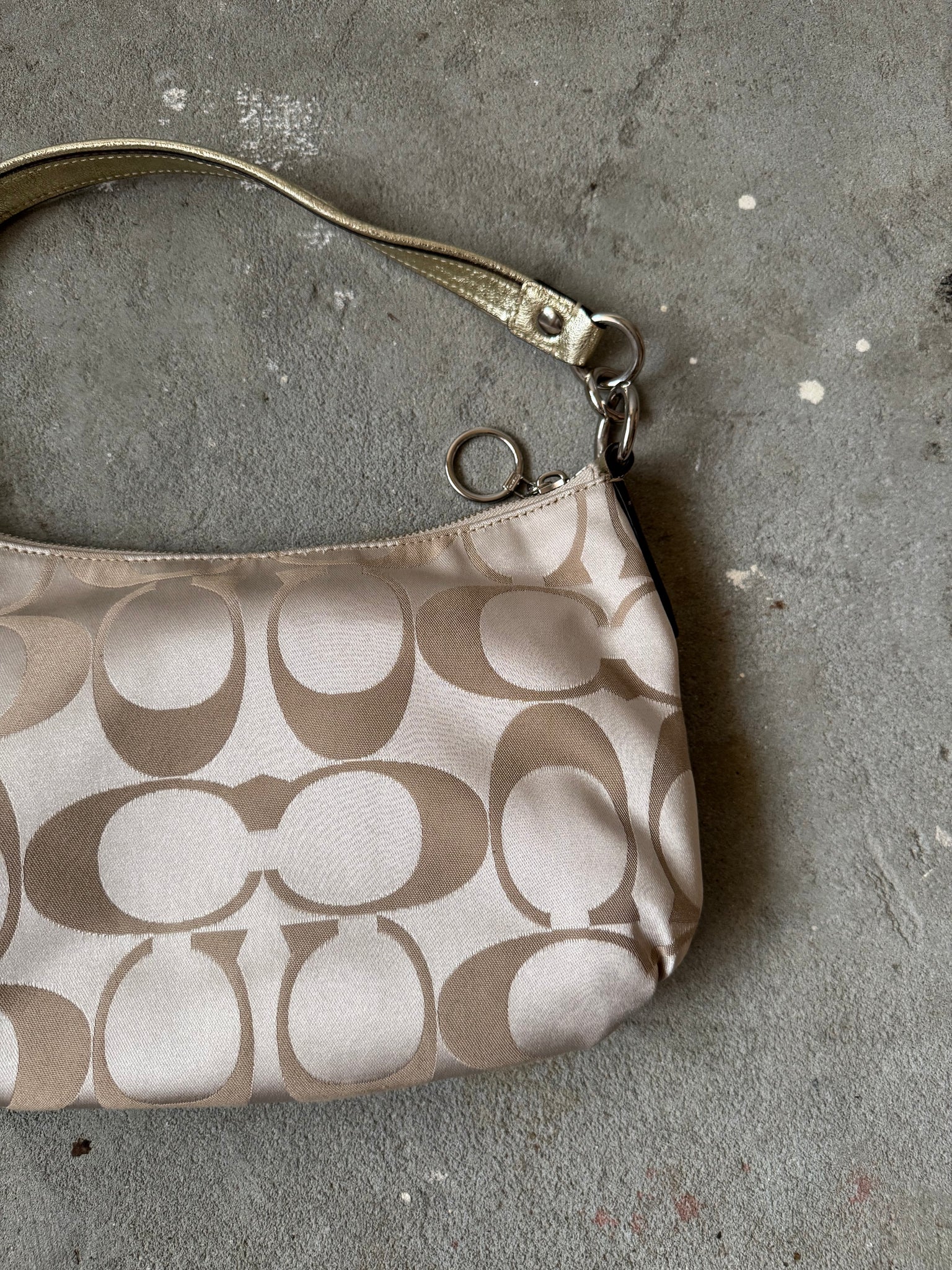 Coach 2Way Signature Shoulder Bag Cream/Gold