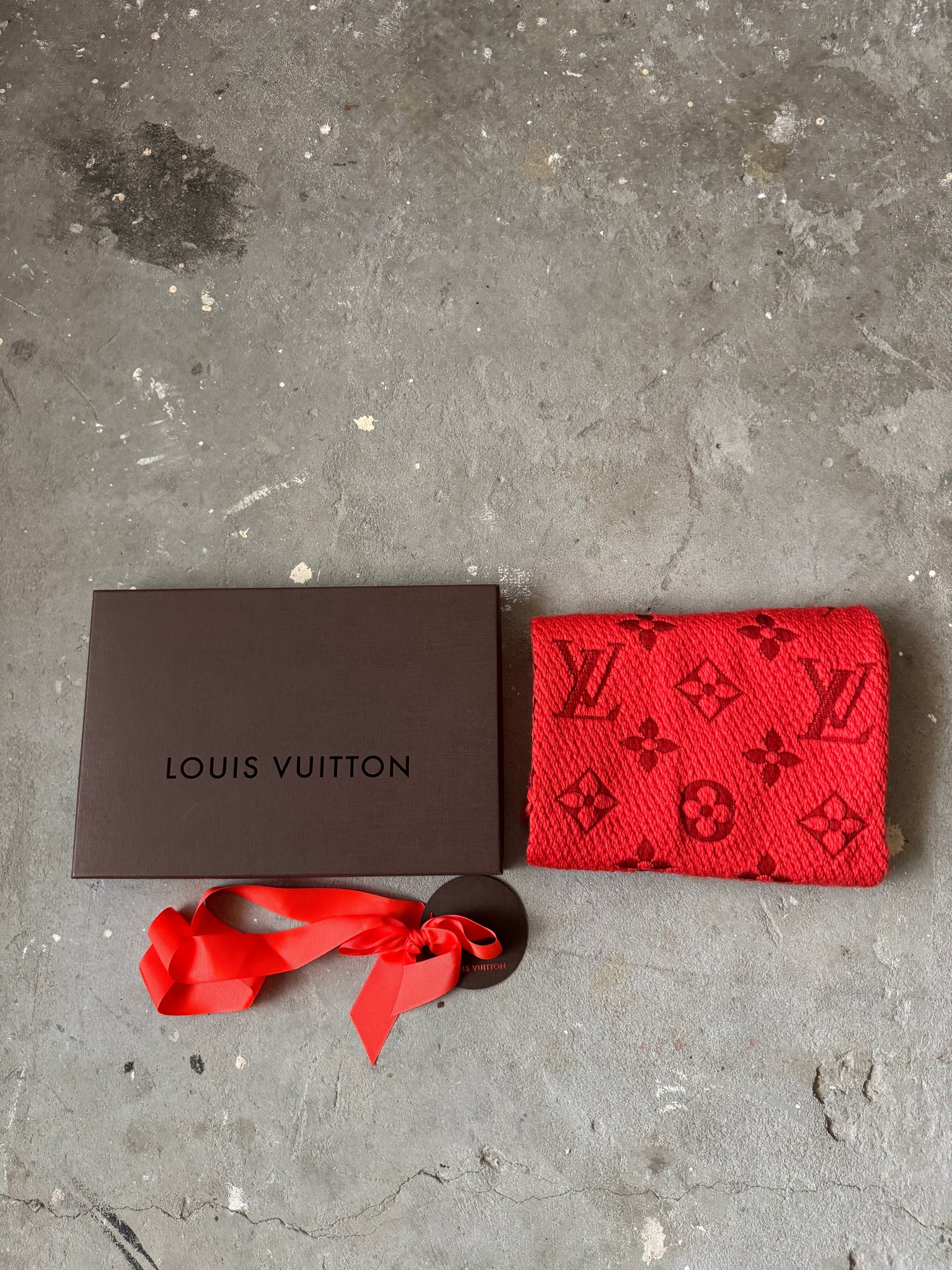 Louis Vuitton Echarpe Logo Wool Silk Scarf Red