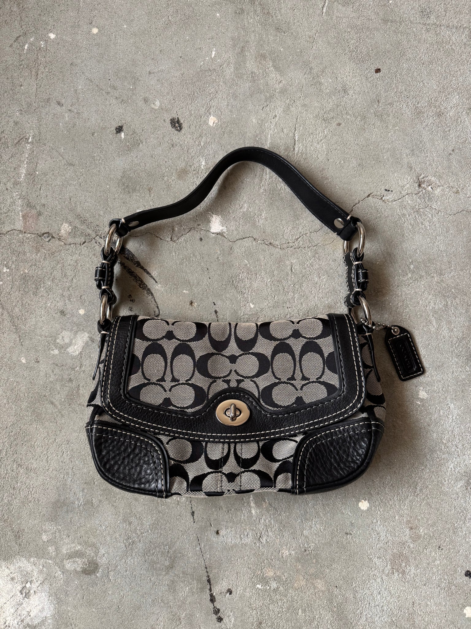 Coach Signature Sufflette Shoulder Bag Grey/Black