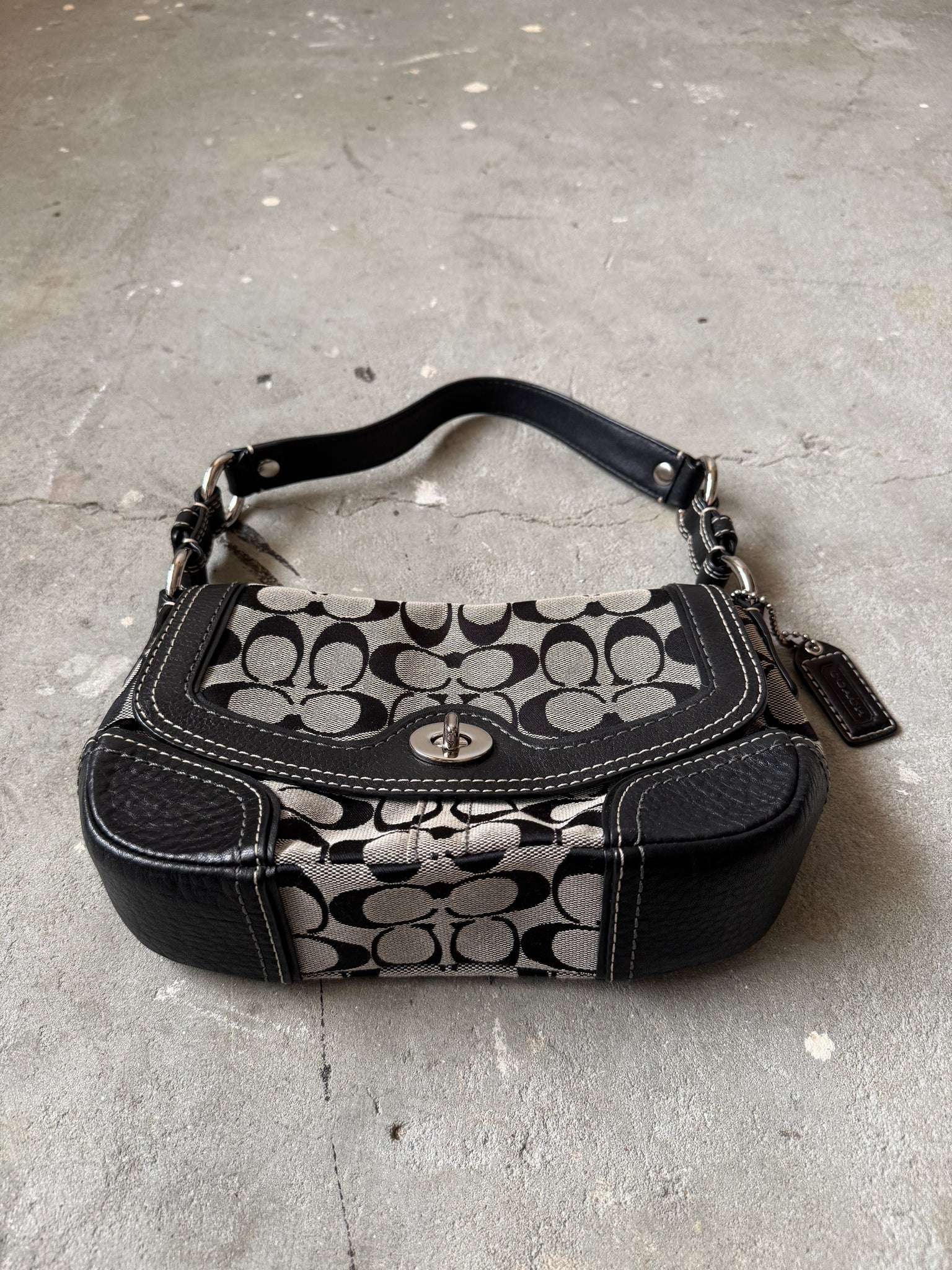 Coach Signature Sufflette Shoulder Bag Grey/Black