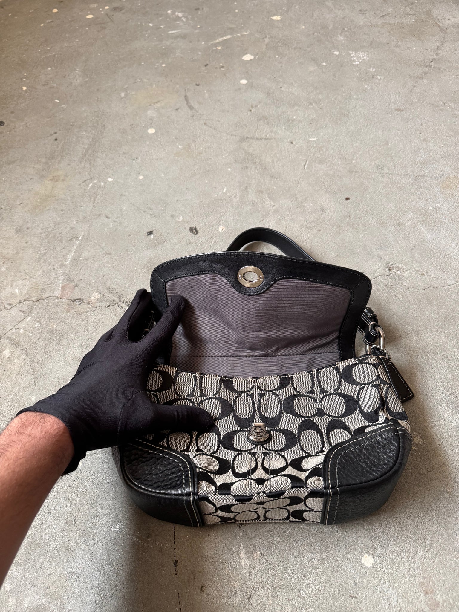 Coach Signature Sufflette Shoulder Bag Grey/Black