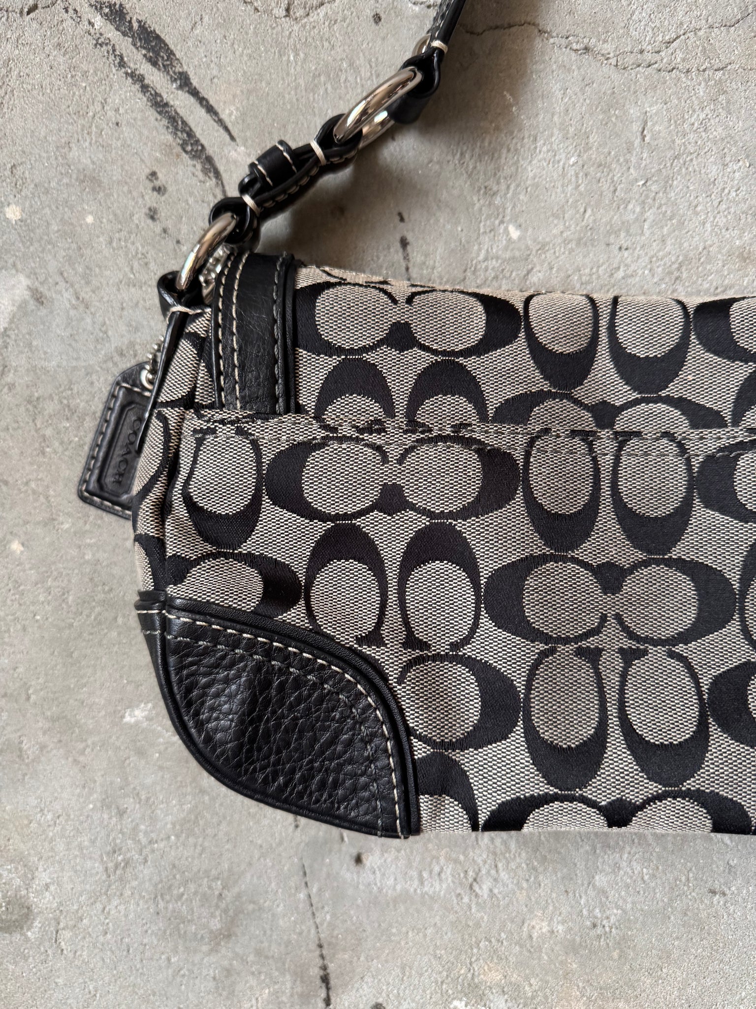 Coach Signature Sufflette Shoulder Bag Grey/Black