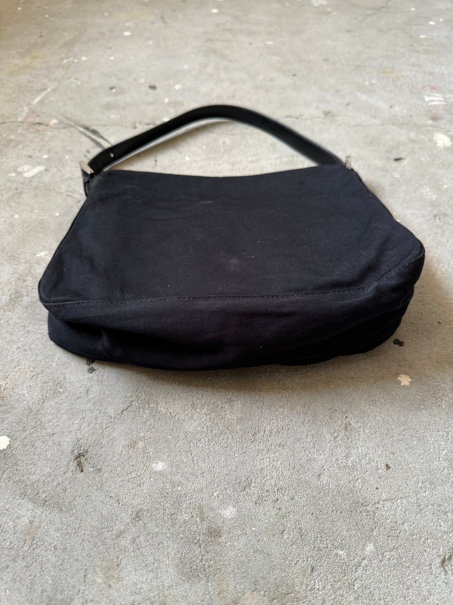 Fendi Mamma Baguette Cloth Shoulder Bag Black