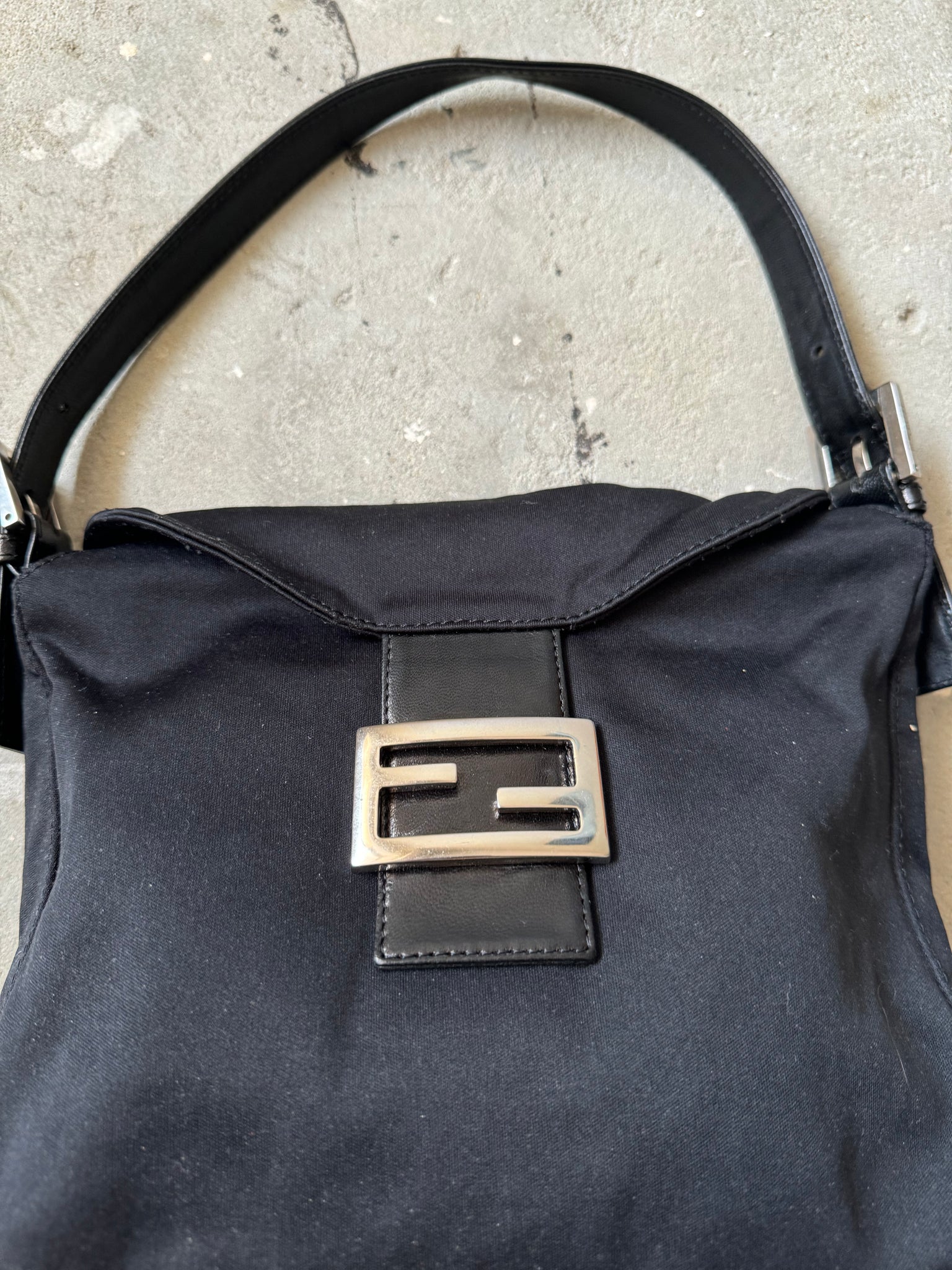 Fendi Mamma Baguette Cloth Shoulder Bag Black