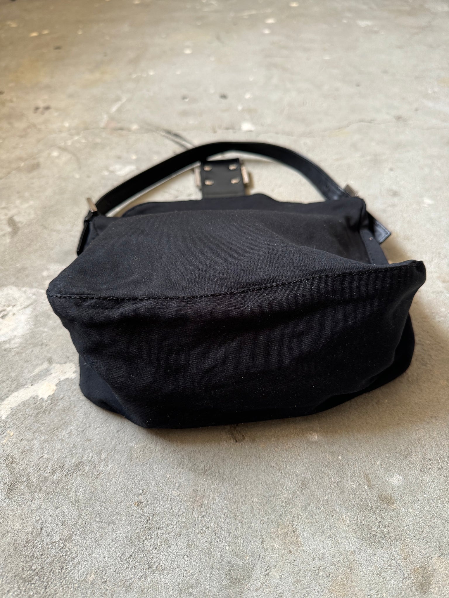 Fendi Mamma Baguette Cloth Shoulder Bag Black