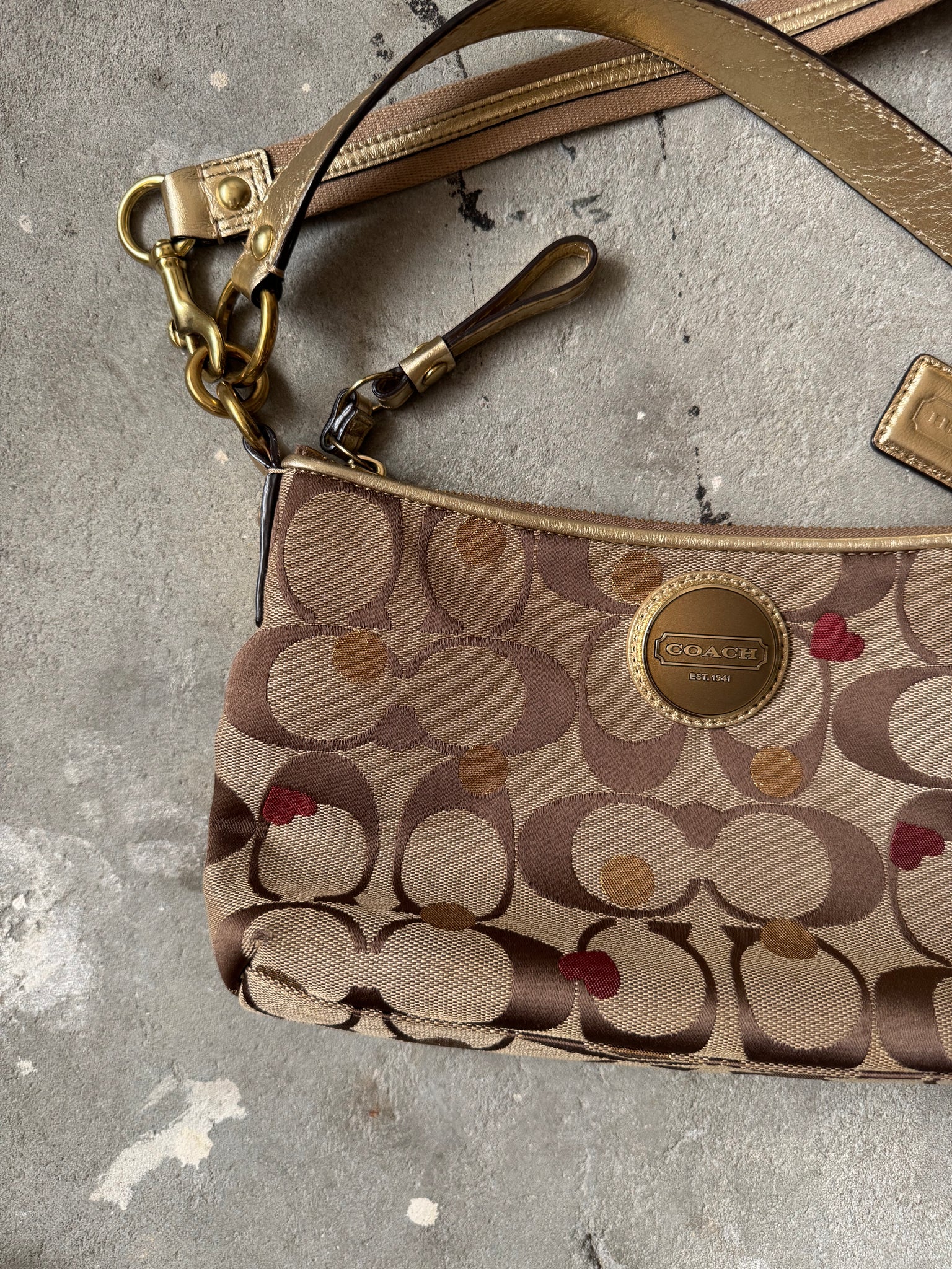 Coach 2Way Signature Heart Shoulder Bag Beige/Gold