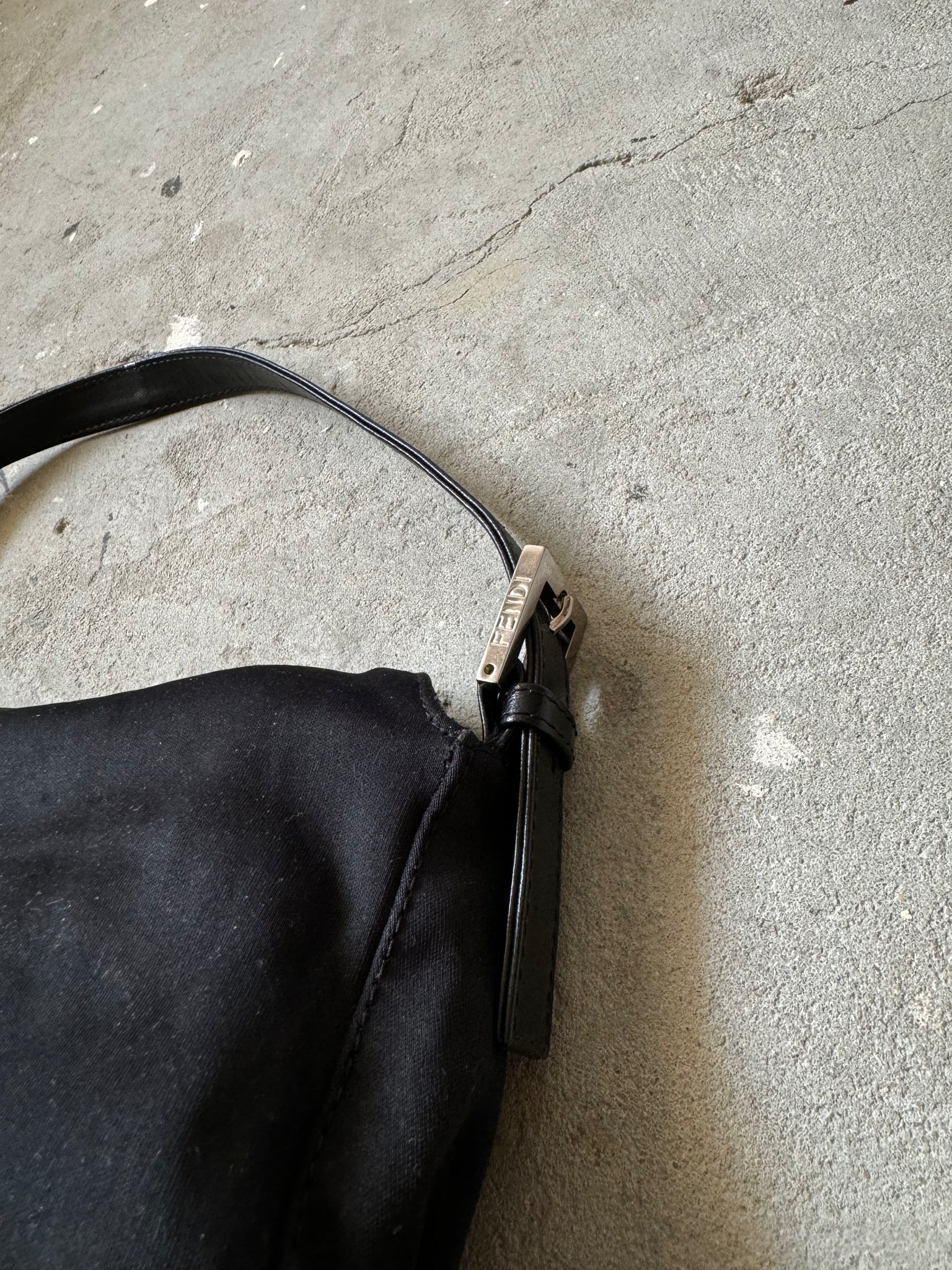 Fendi Mamma Baguette Cloth Shoulder Bag Black