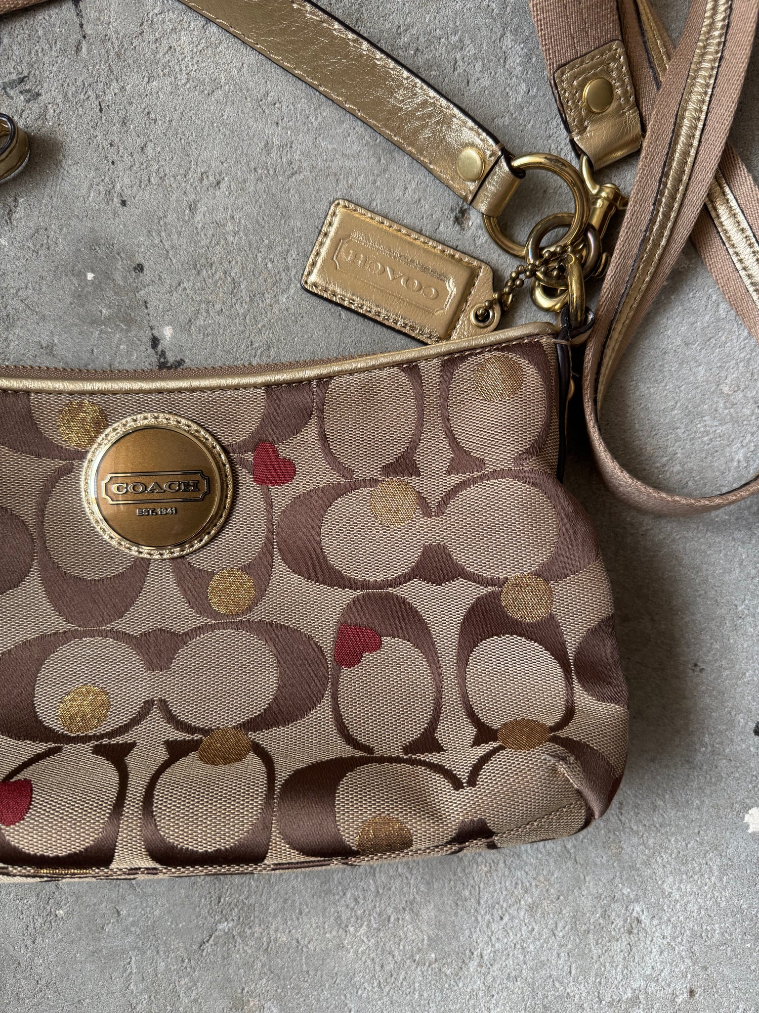 Coach 2Way Signature Heart Shoulder Bag Beige/Gold